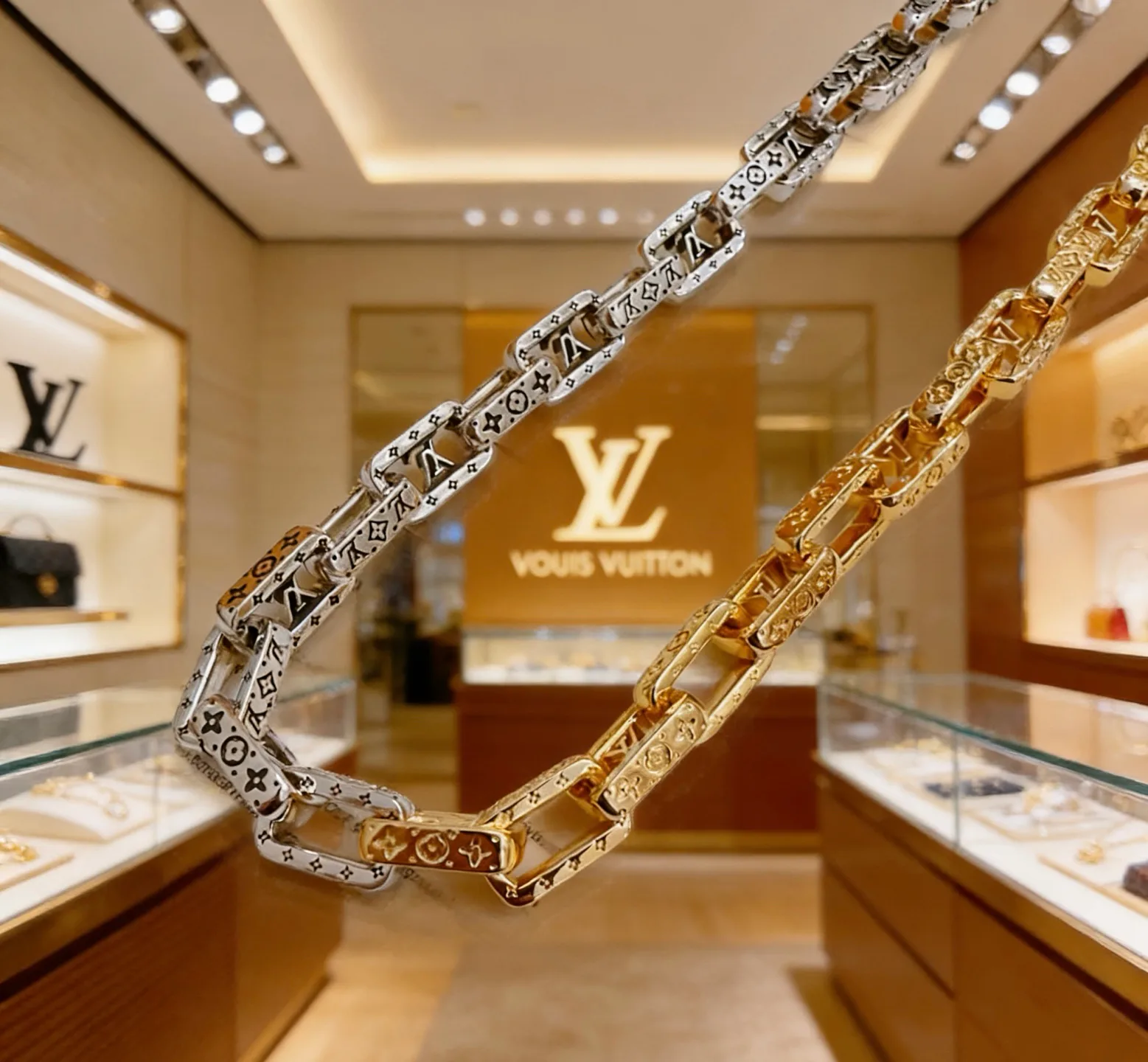 Бижутерия Louis Vuitton 11577799