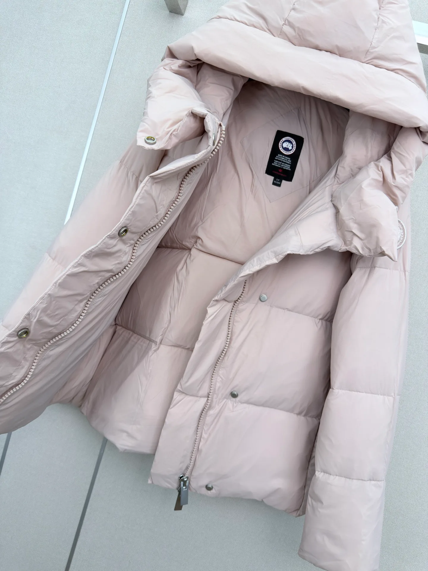 Куртки И Пуховики Женские Canada Goose 18714650