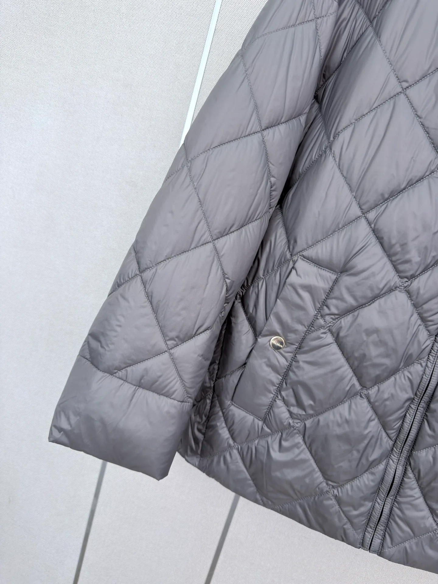 Куртки И Пуховики Женские Max Mara 18108356
