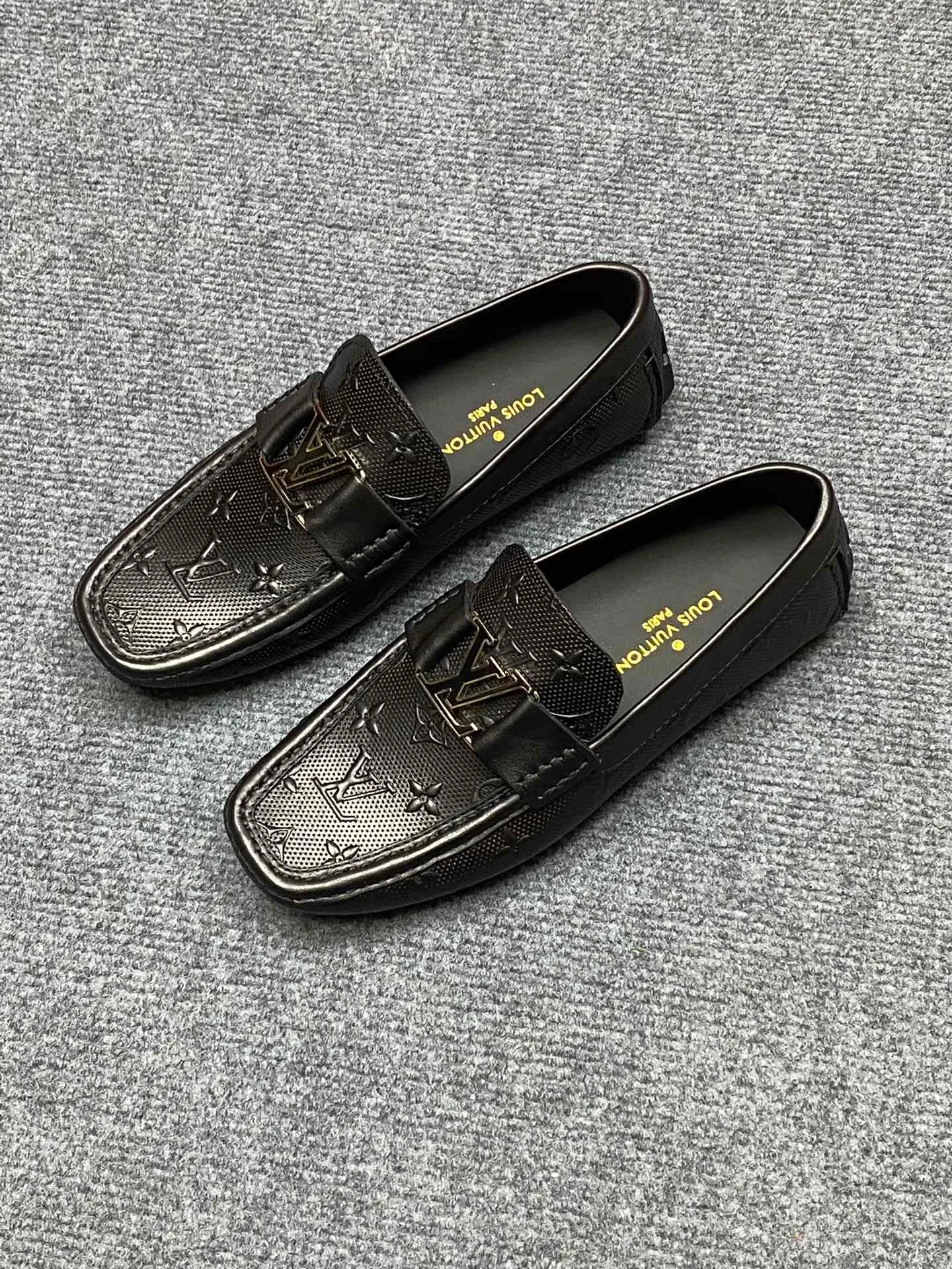 Мокасины Мужские Louis Vuitton 881830