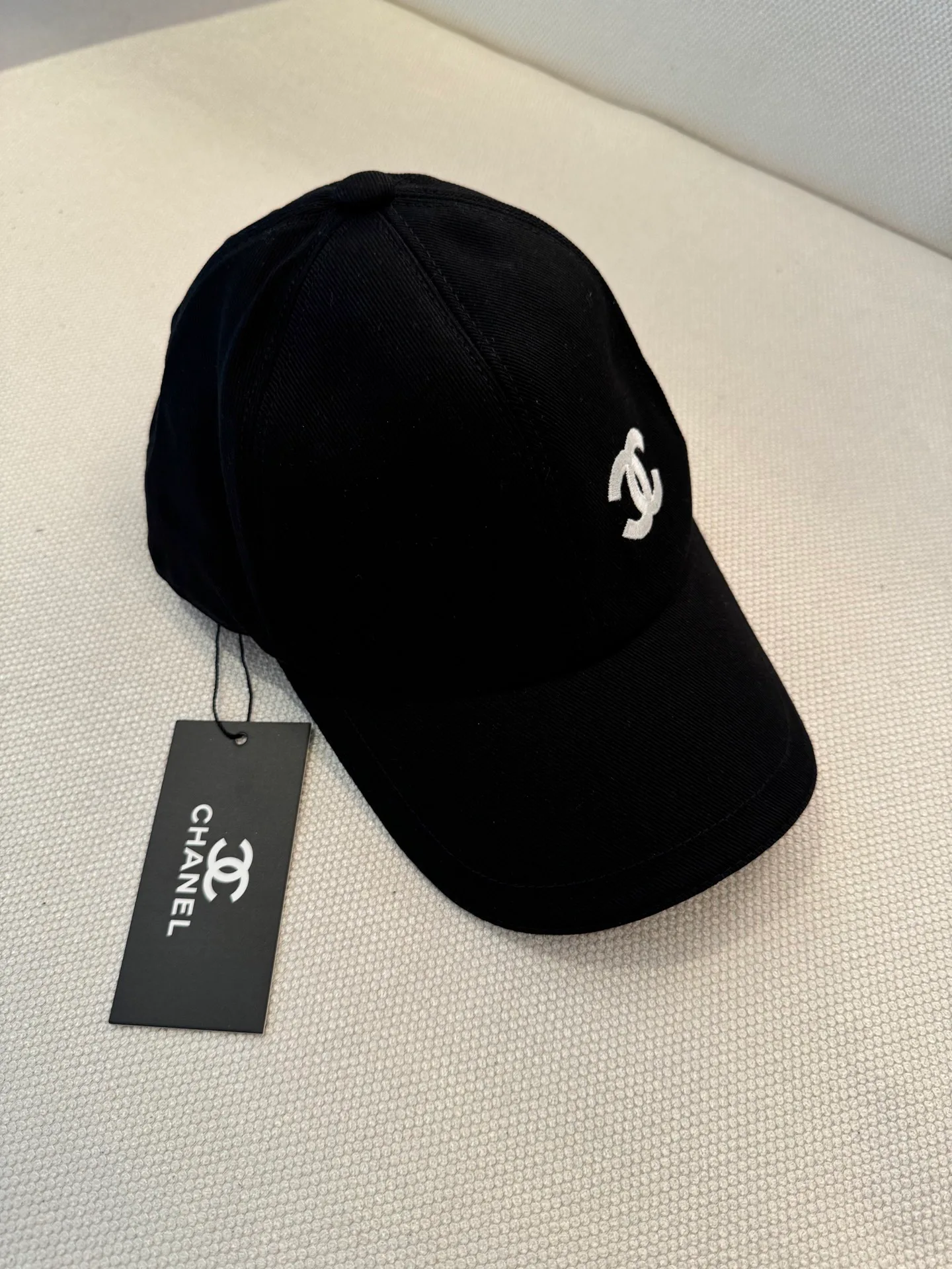 Головные Уборы Chanel 13476950