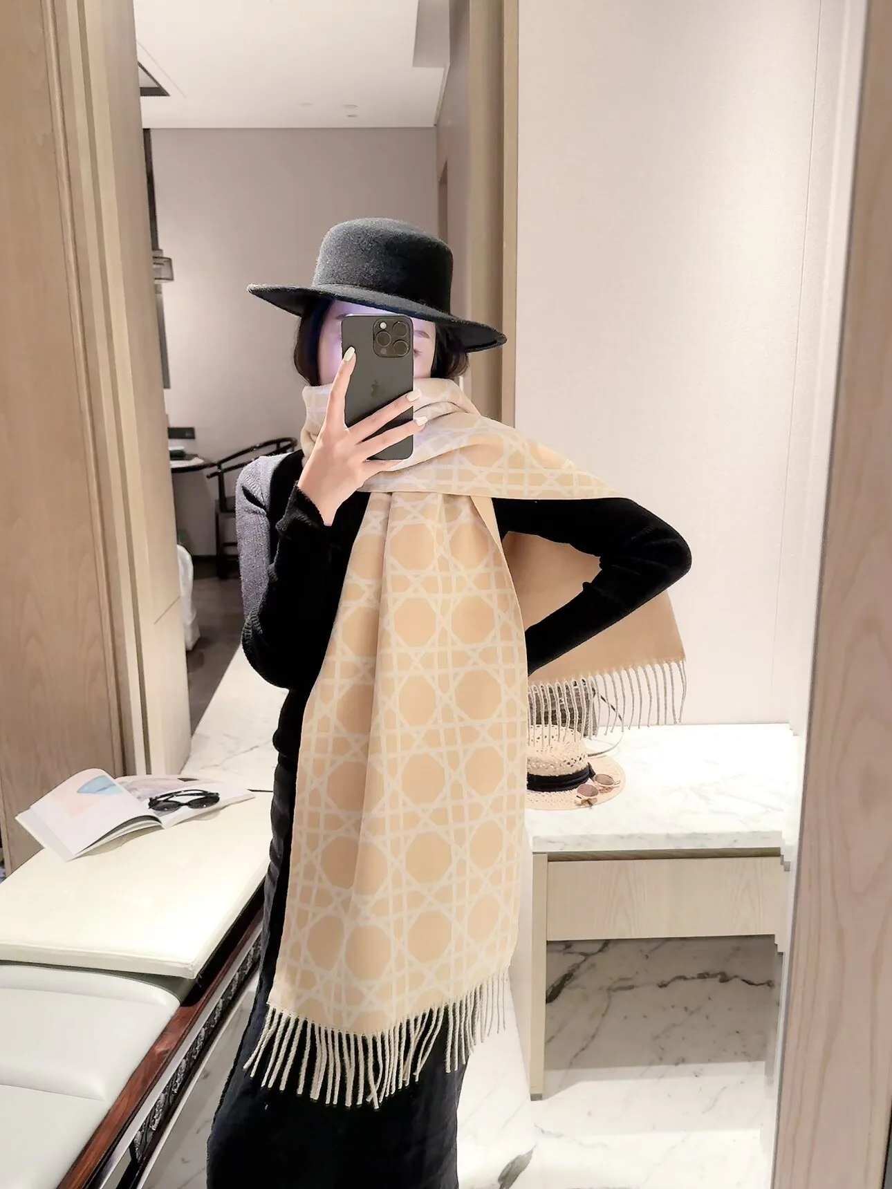 Шарфы Christian Dior 18427165