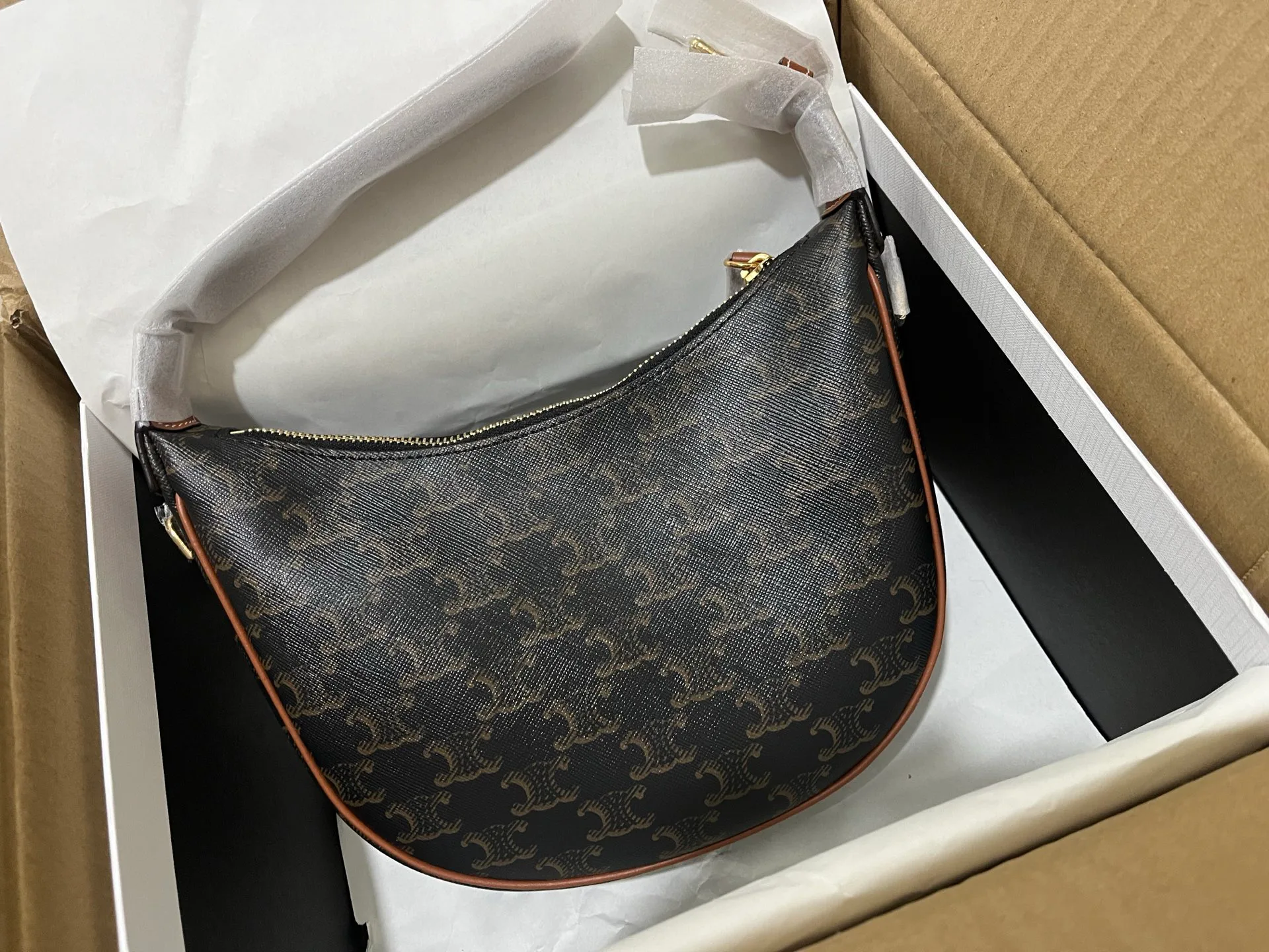 Классические Сумки Женские Celine 11449081
