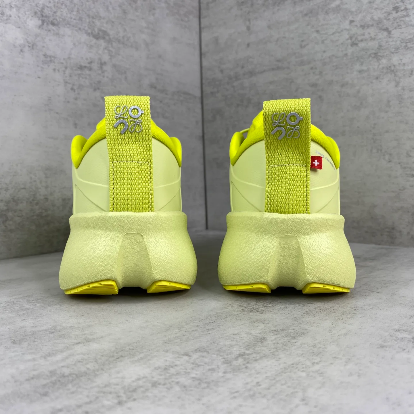 Кроссовки Женские Loewe 5801249