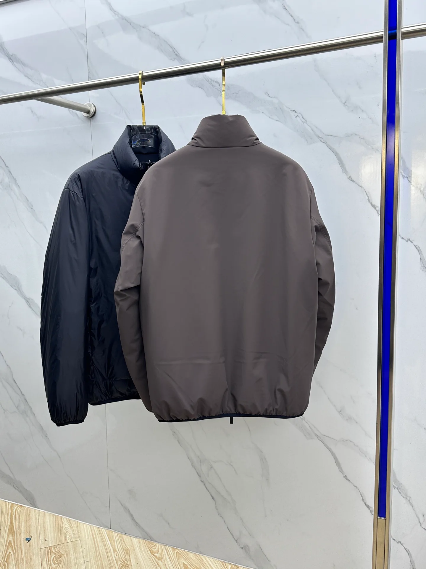 Куртки И Пуховики Мужские Moncler 2237468