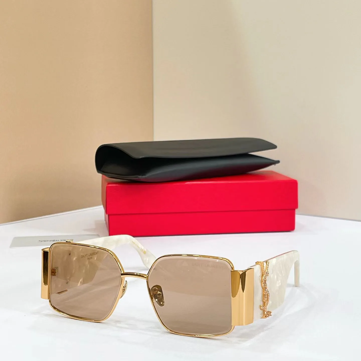 Очки Saint Laurent 17633237