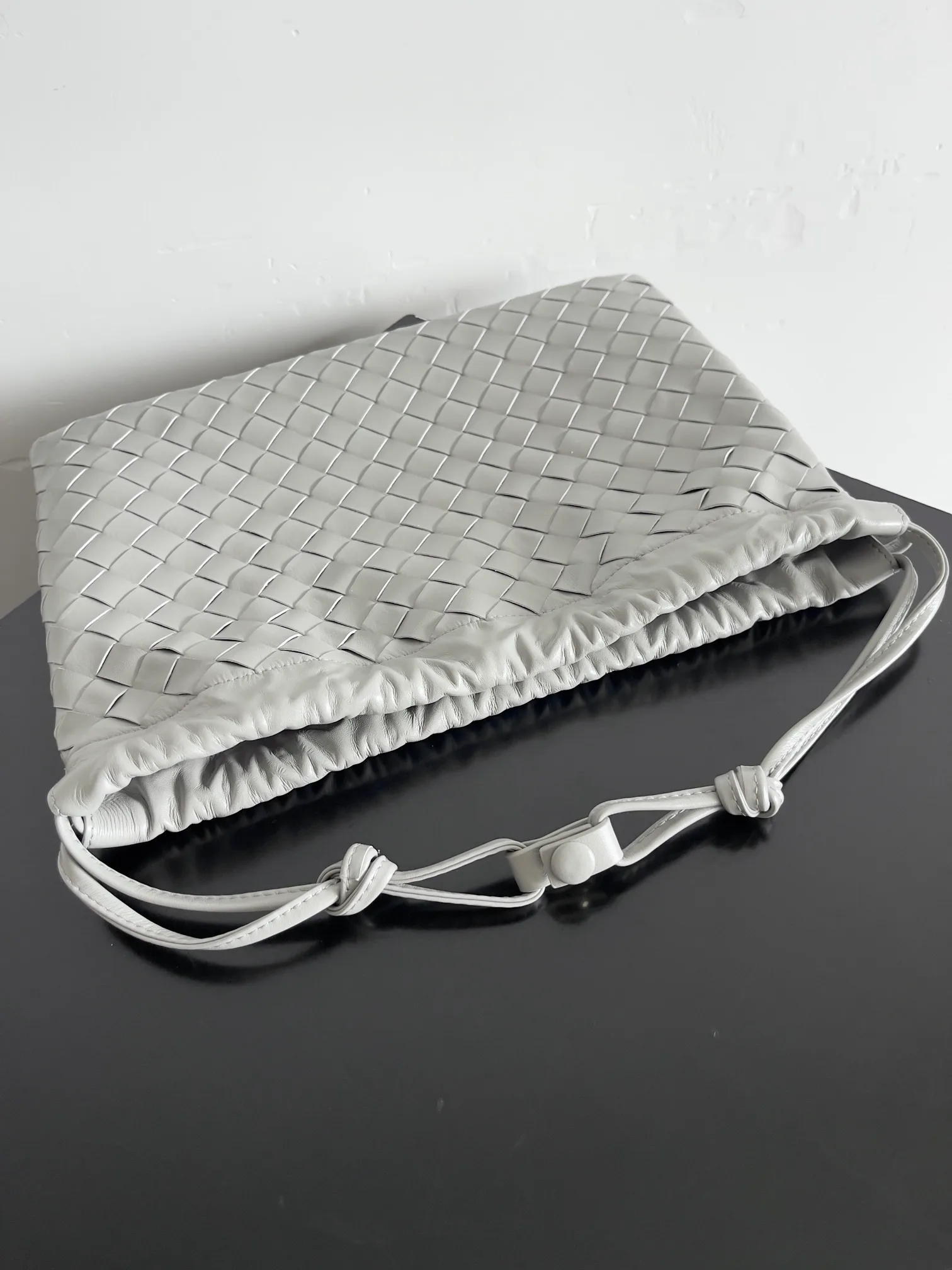 Сумки На Ремне Женские Bottega Veneta 11255479