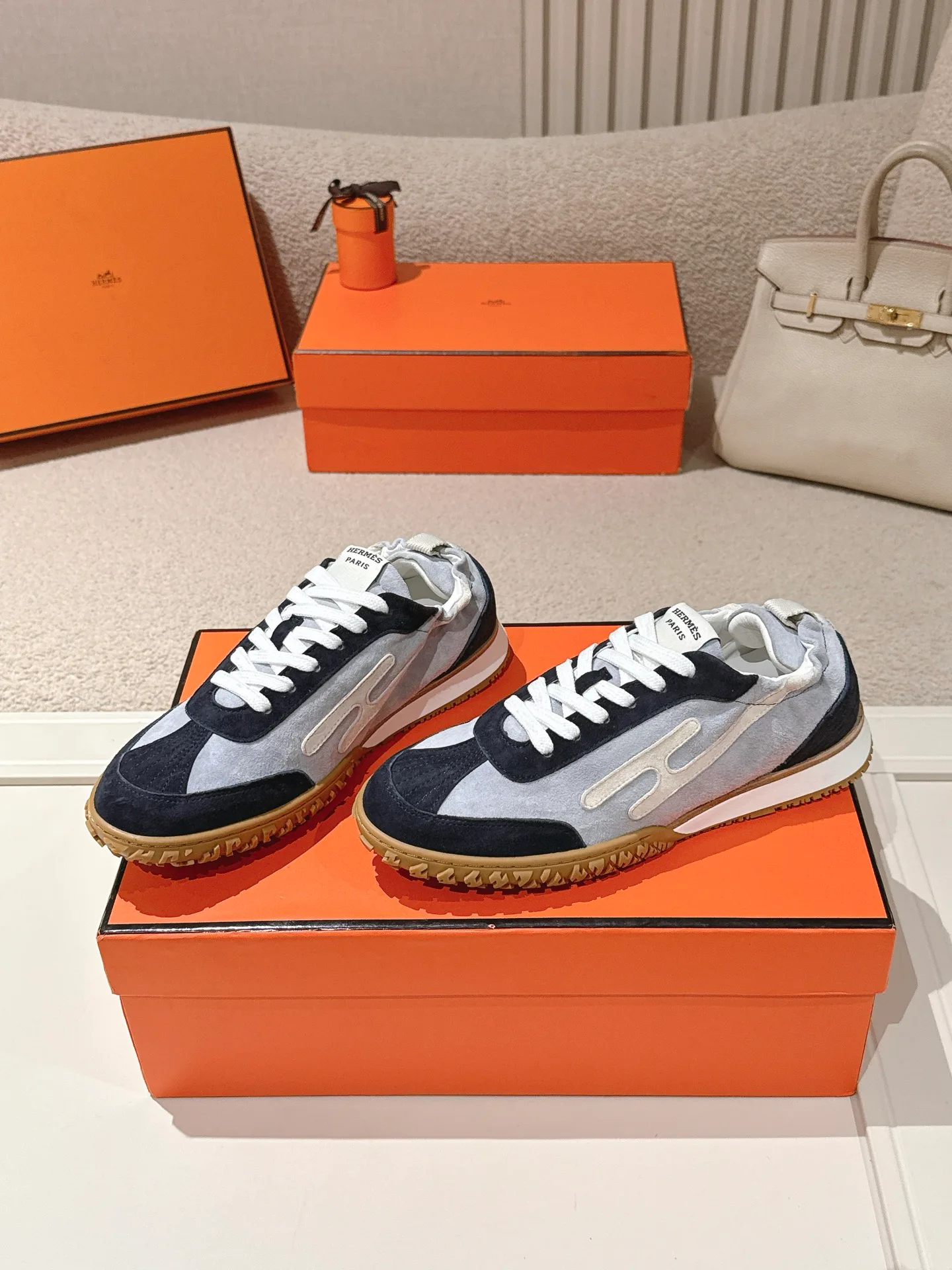 Кроссовки Женские Hermes 17429947