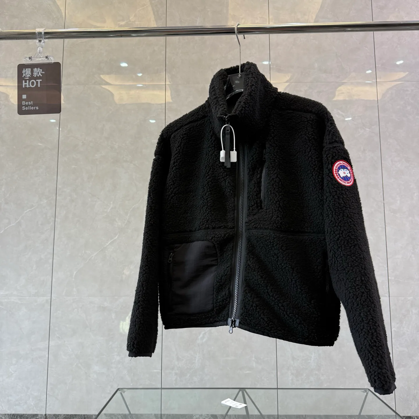 Куртки И Пуховики Женские Canada Goose 18722941