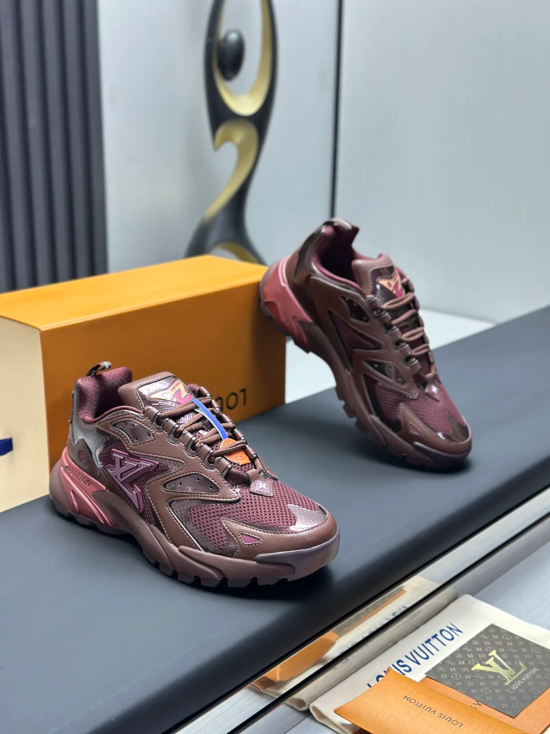 Кроссовки Женские Louis Vuitton 18211991