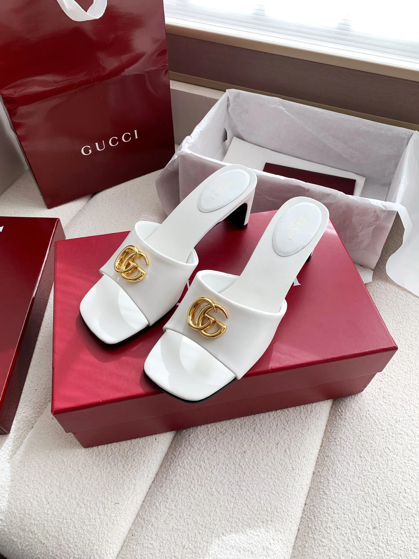 Босоножки Женские Gucci 1881664
