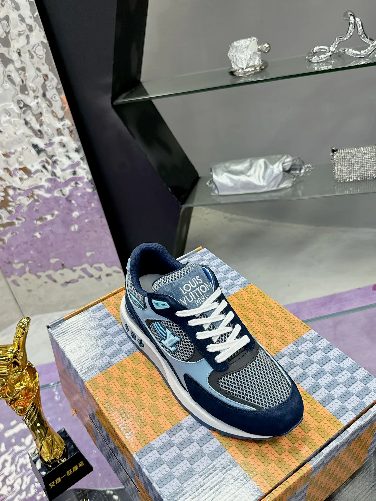 Кроссовки Мужские Louis Vuitton 276161