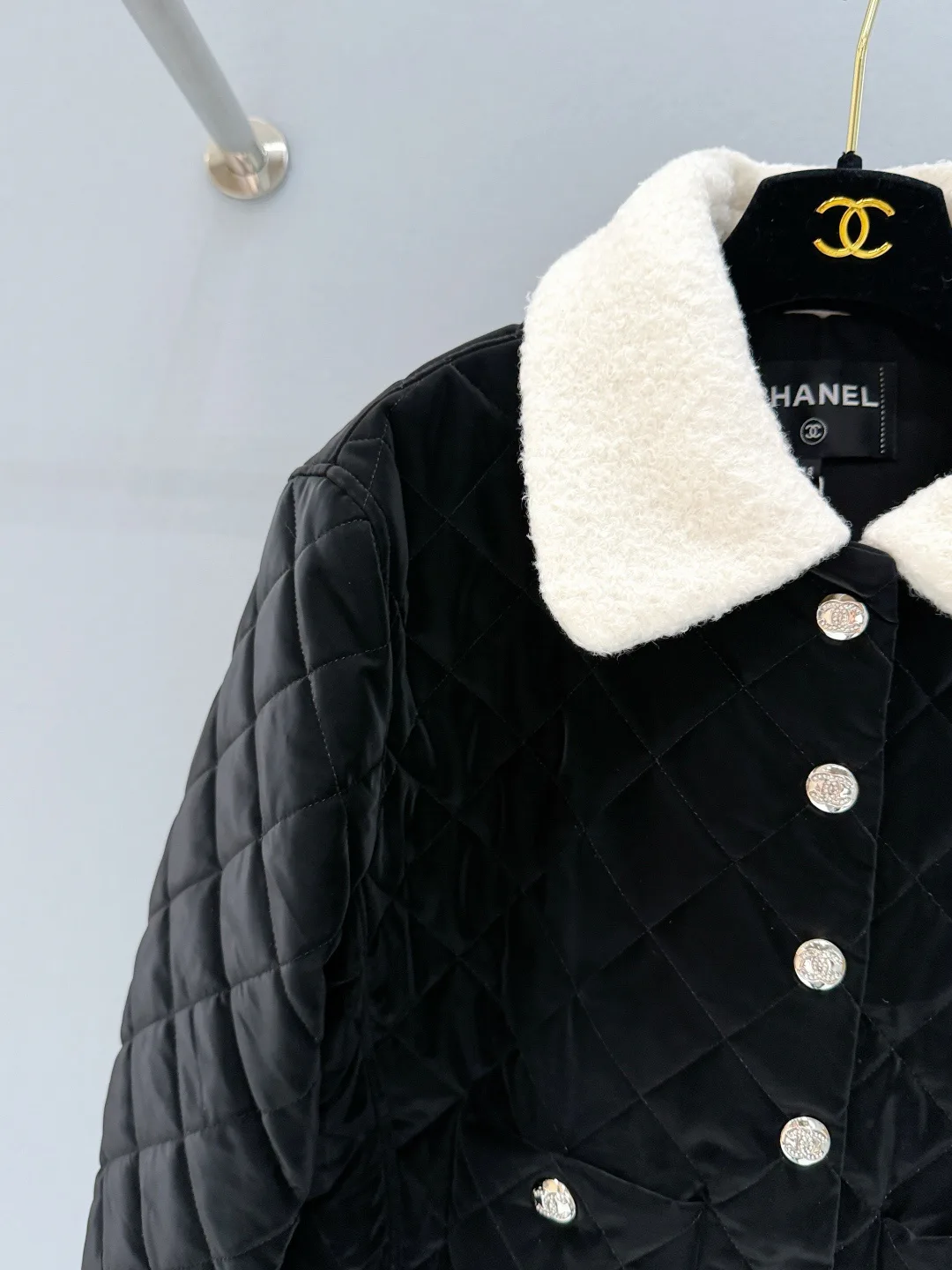 Куртки И Пуховики Женские Chanel 395745