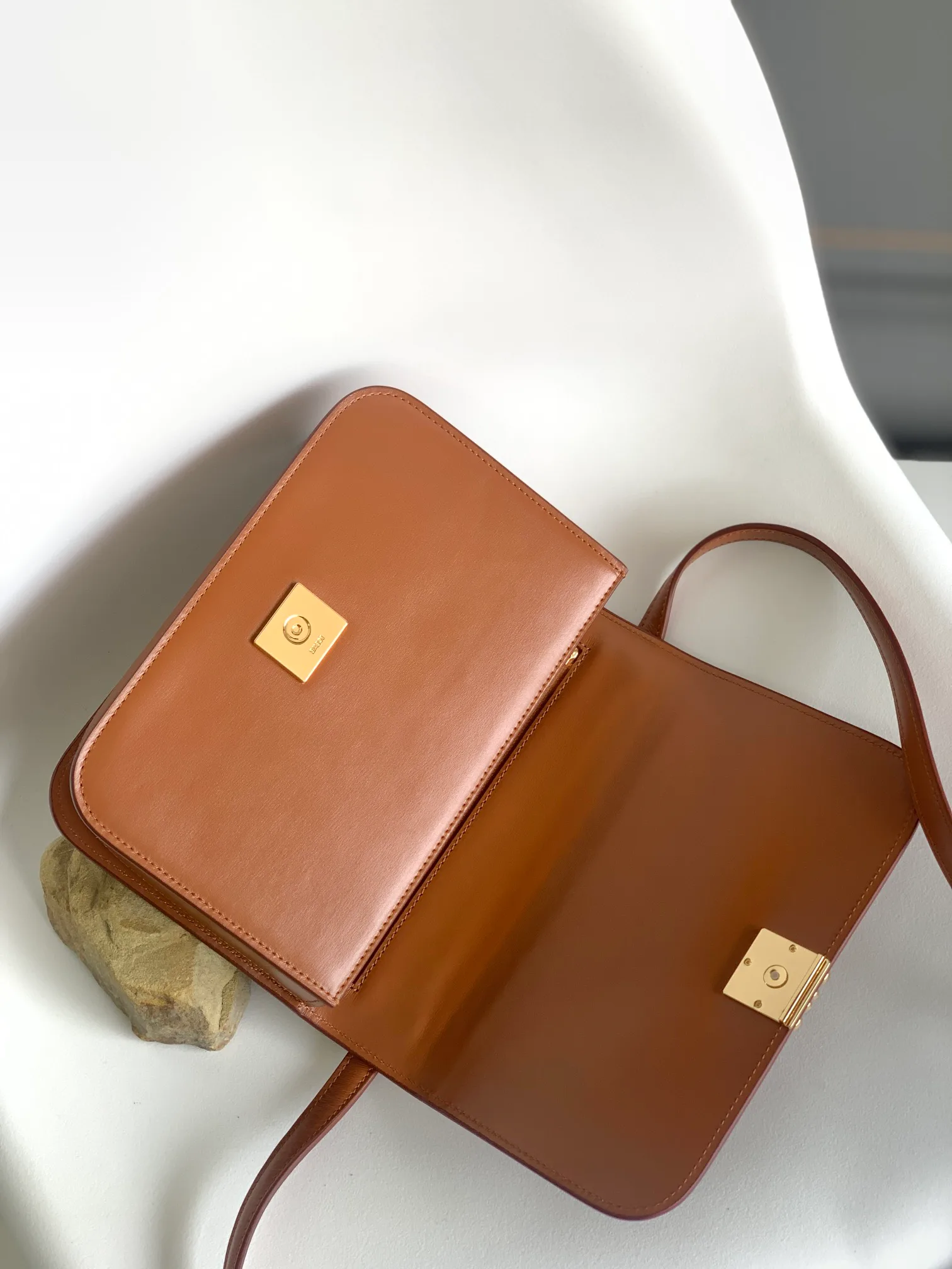 Классические Сумки Женские Loewe 6448003