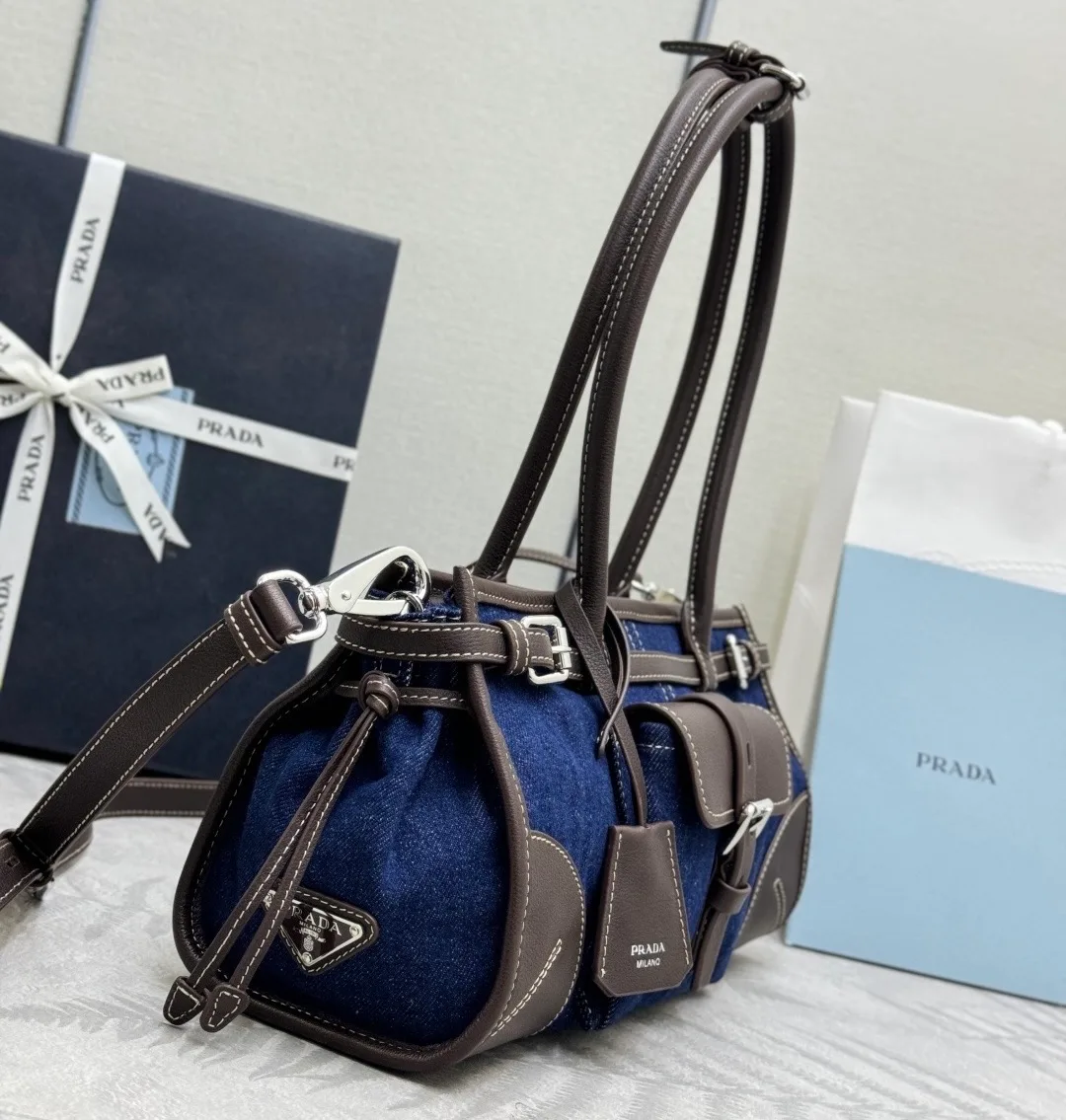 Сумки На Ремне Женские Prada 11682104