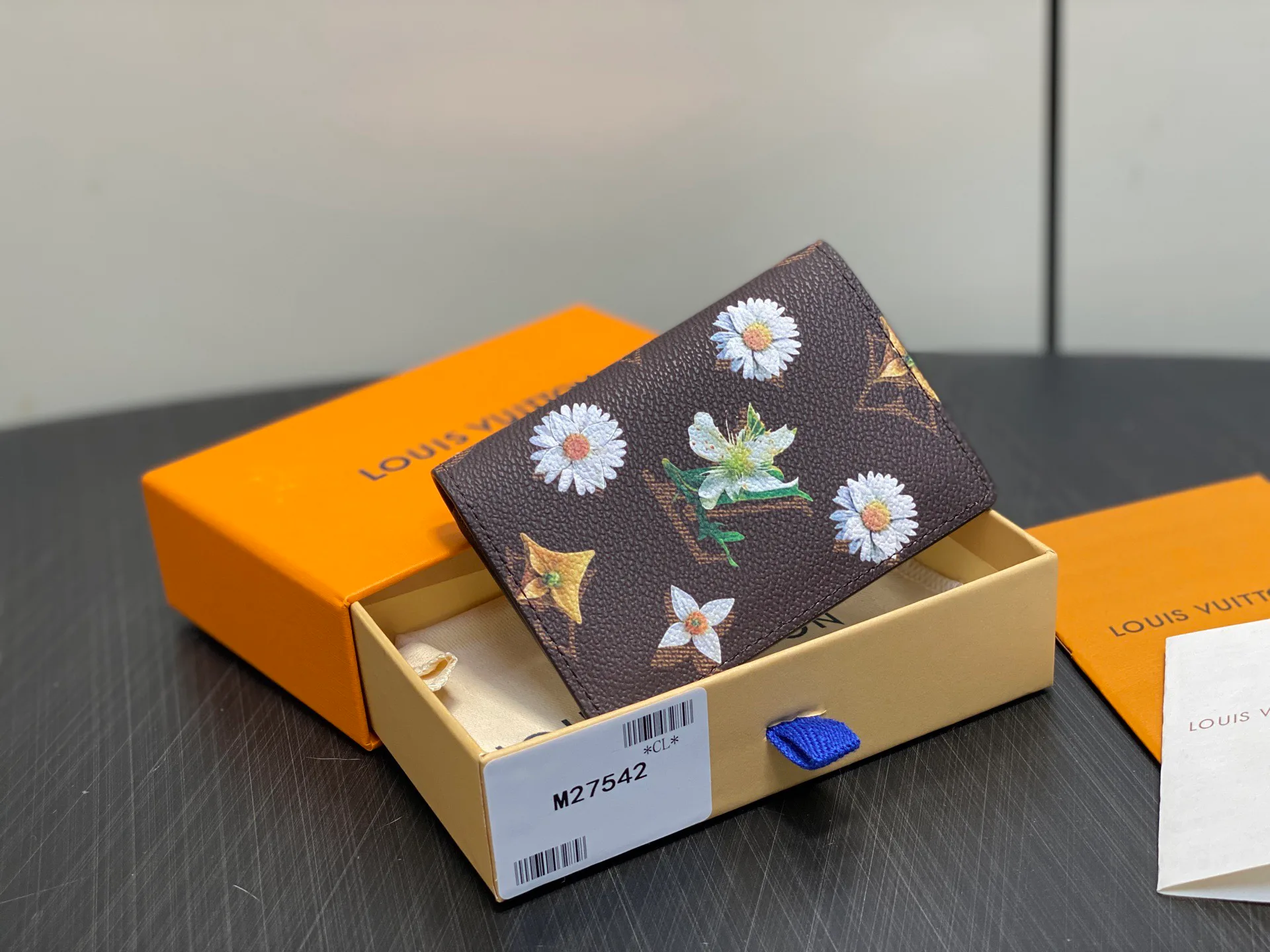 Клатчи Женские Louis Vuitton 11934139