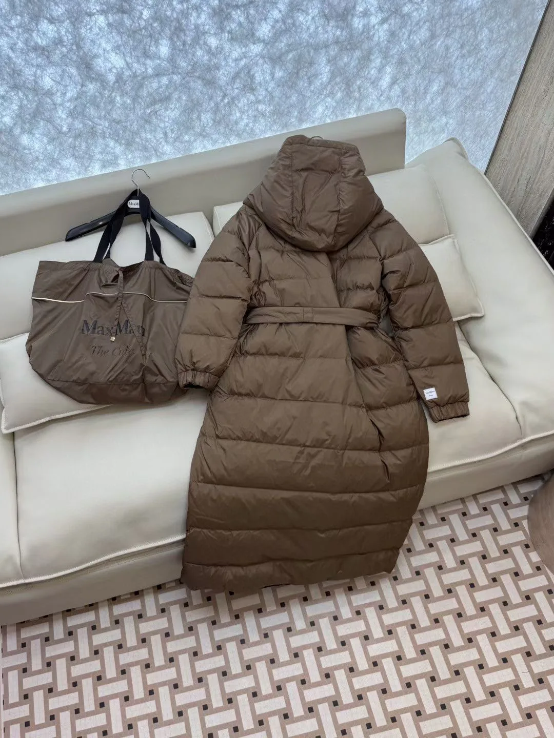 Куртки И Пуховики Женские Max Mara 18169343