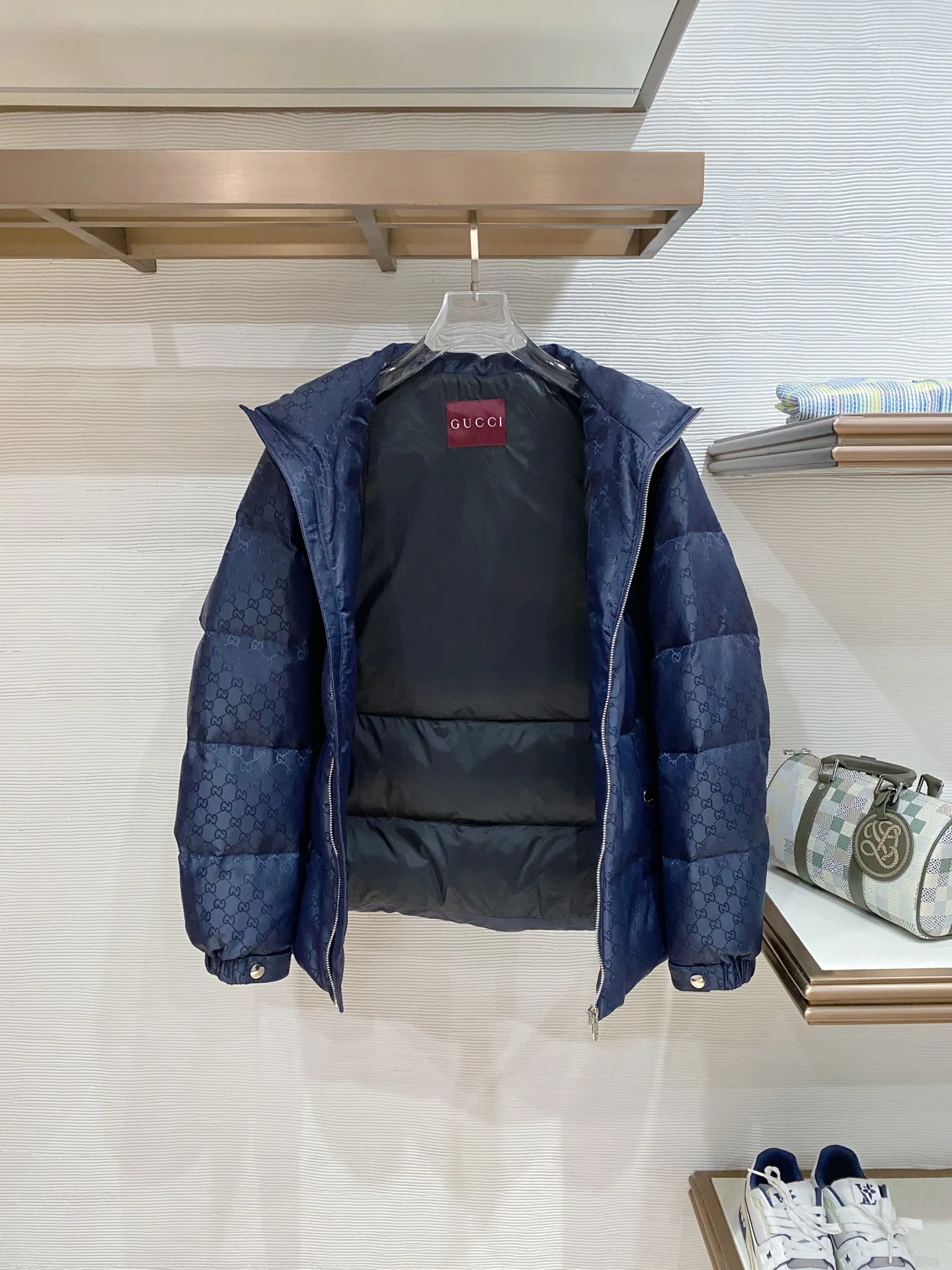 Куртки И Пуховики Мужские Gucci 1825971