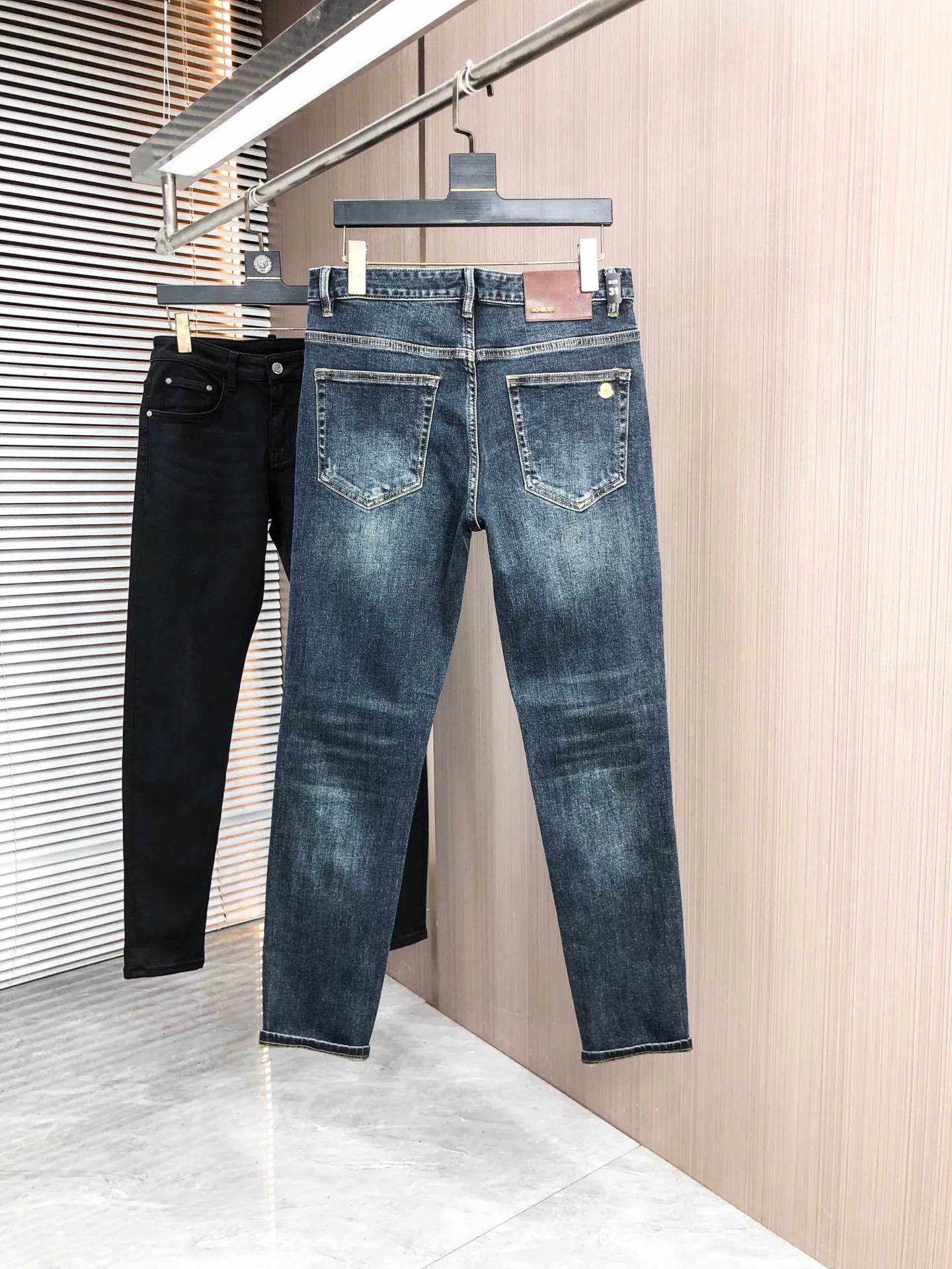 Джинсы Мужские Moncler 6046267