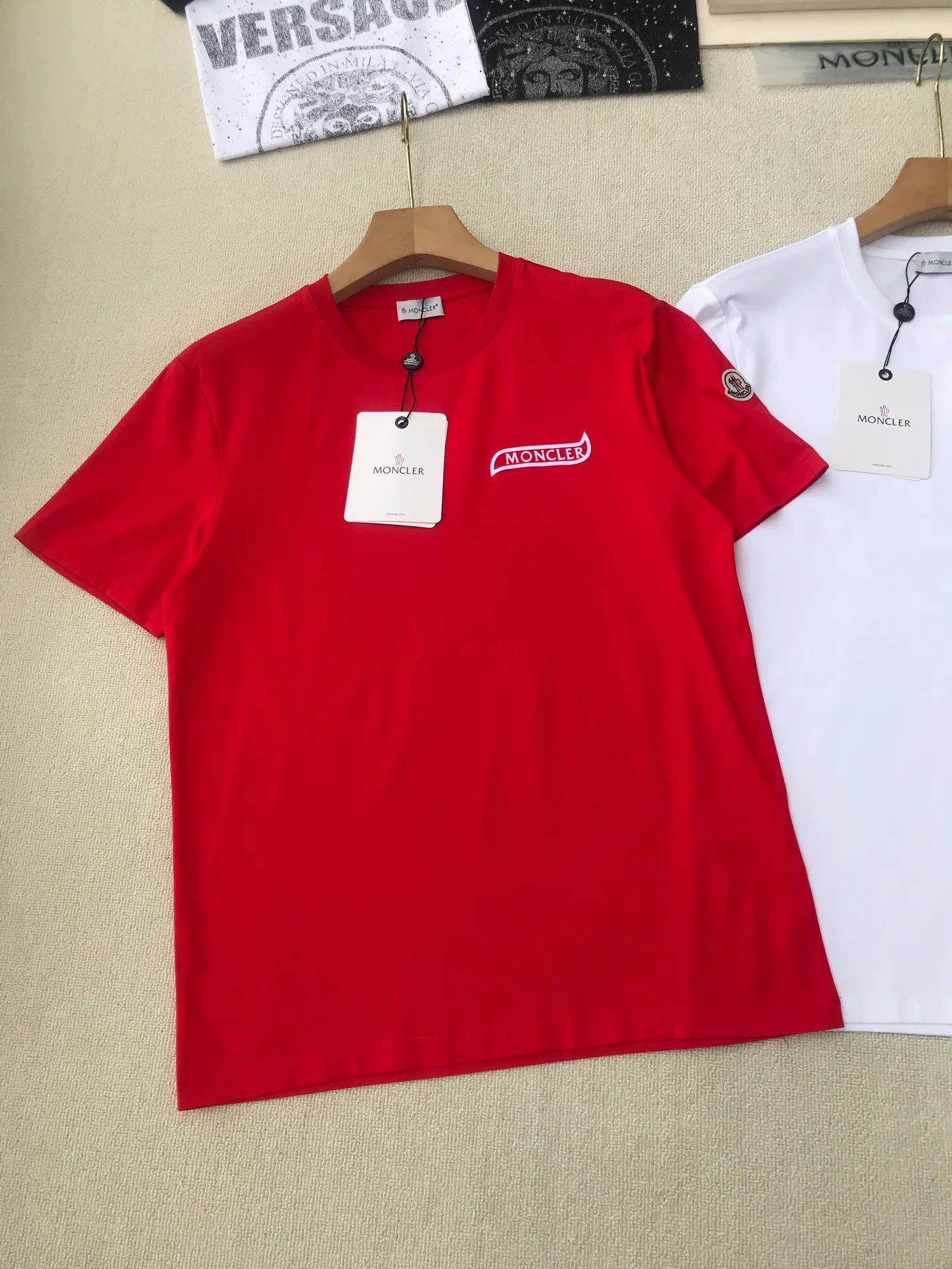 Футболки Женские Moncler 11576669