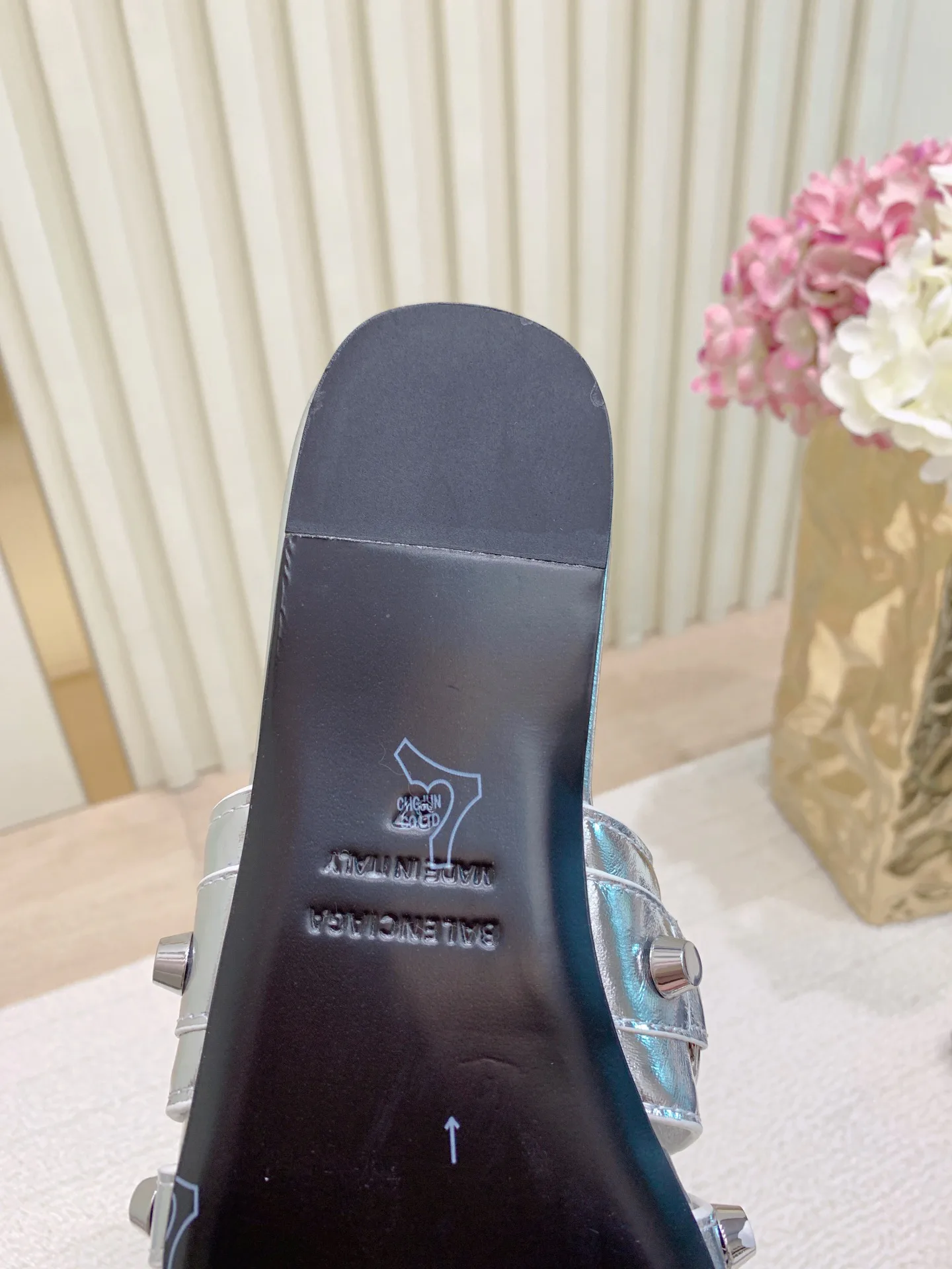 Шлепанцы Женские Balenciaga 1101786