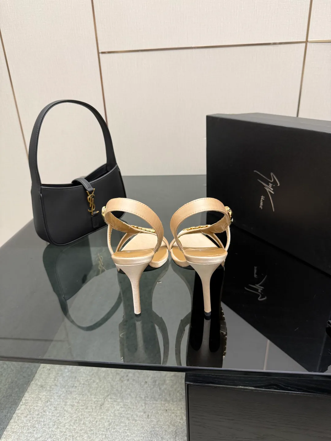 Босоножки Женские Giuseppe Zanotti 1091920