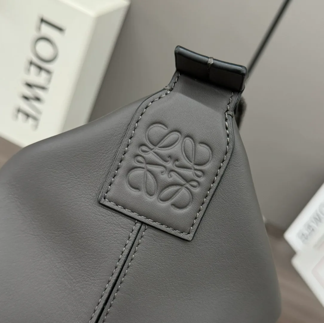 Классические Сумки Женские Loewe 13401762