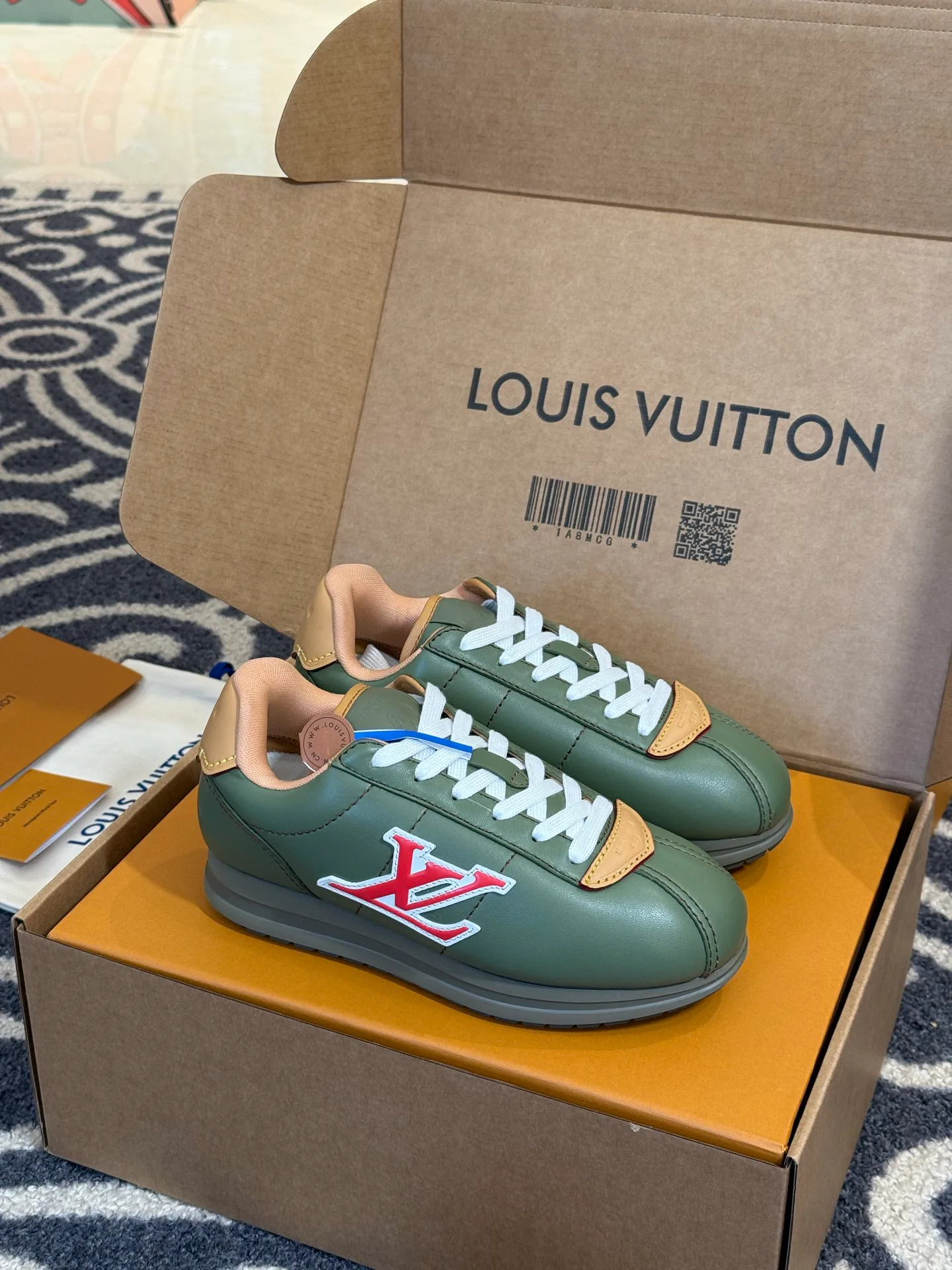 Кроссовки Женские Louis Vuitton 60634