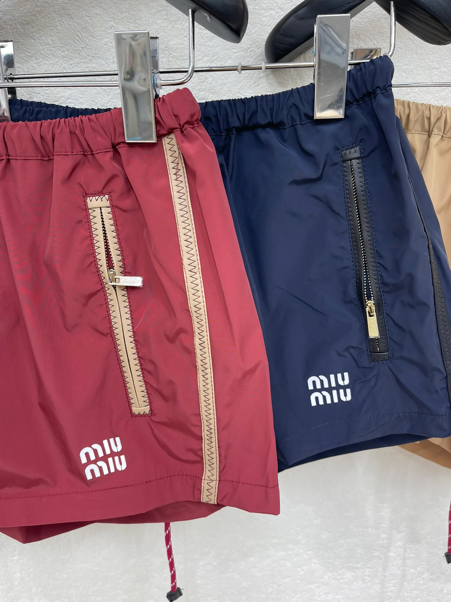 Шорты Женские Miu Miu 10537806