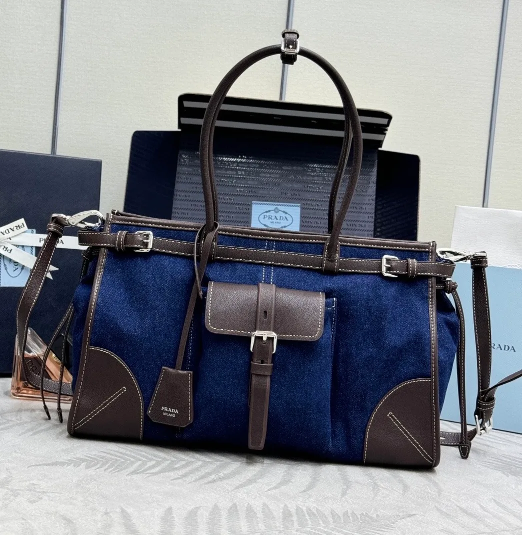 Классические Сумки Женские Prada 11682107