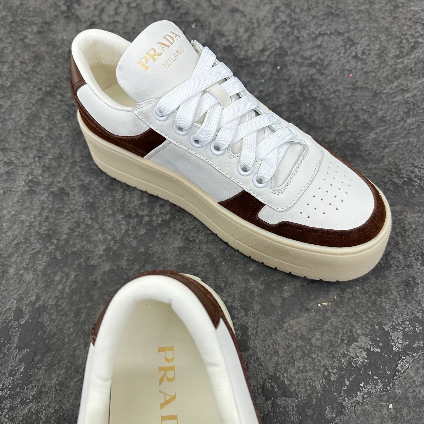 Кроссовки Мужские Prada 18154155
