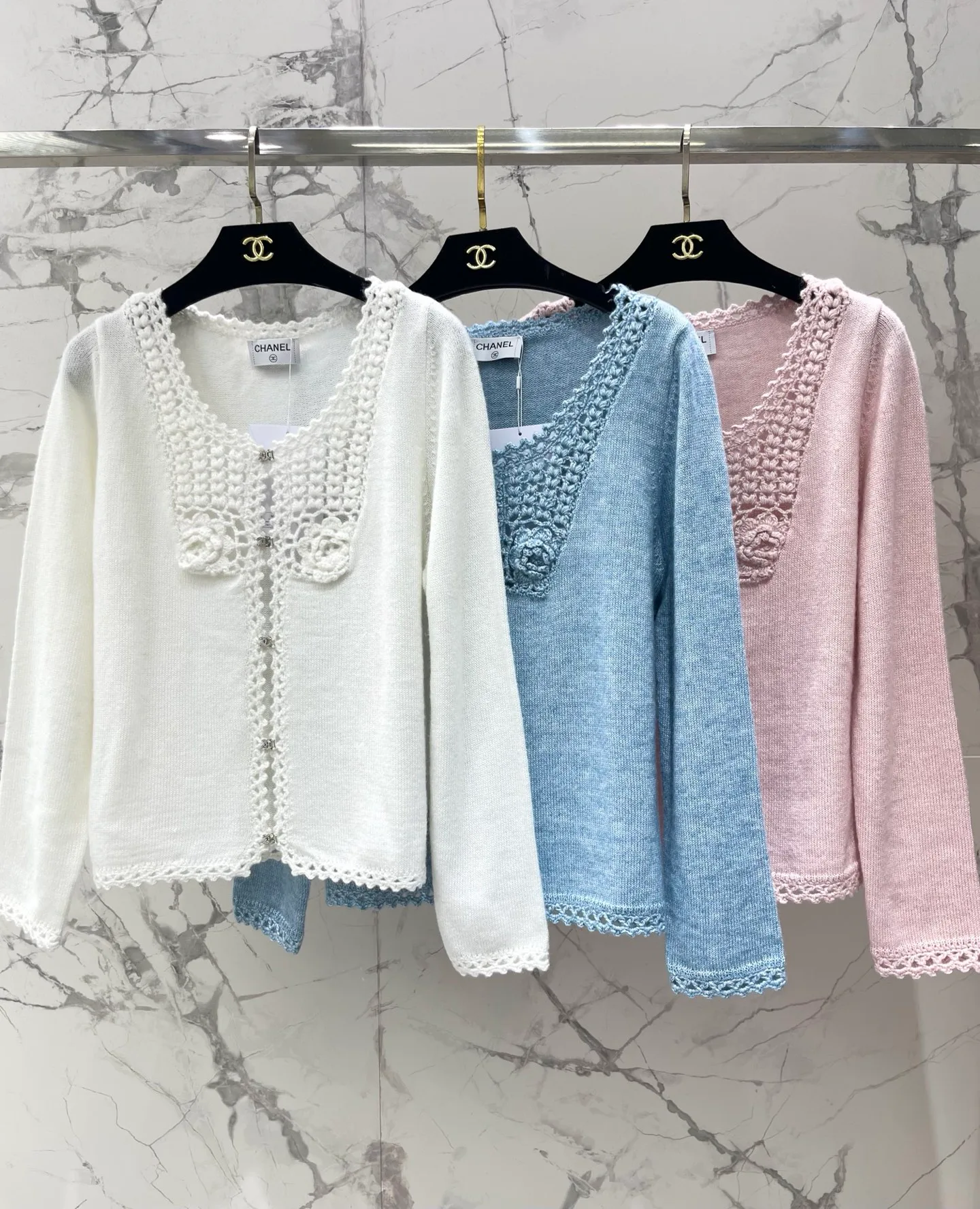 Джемперы И Свитеры Женские Chanel 17696368