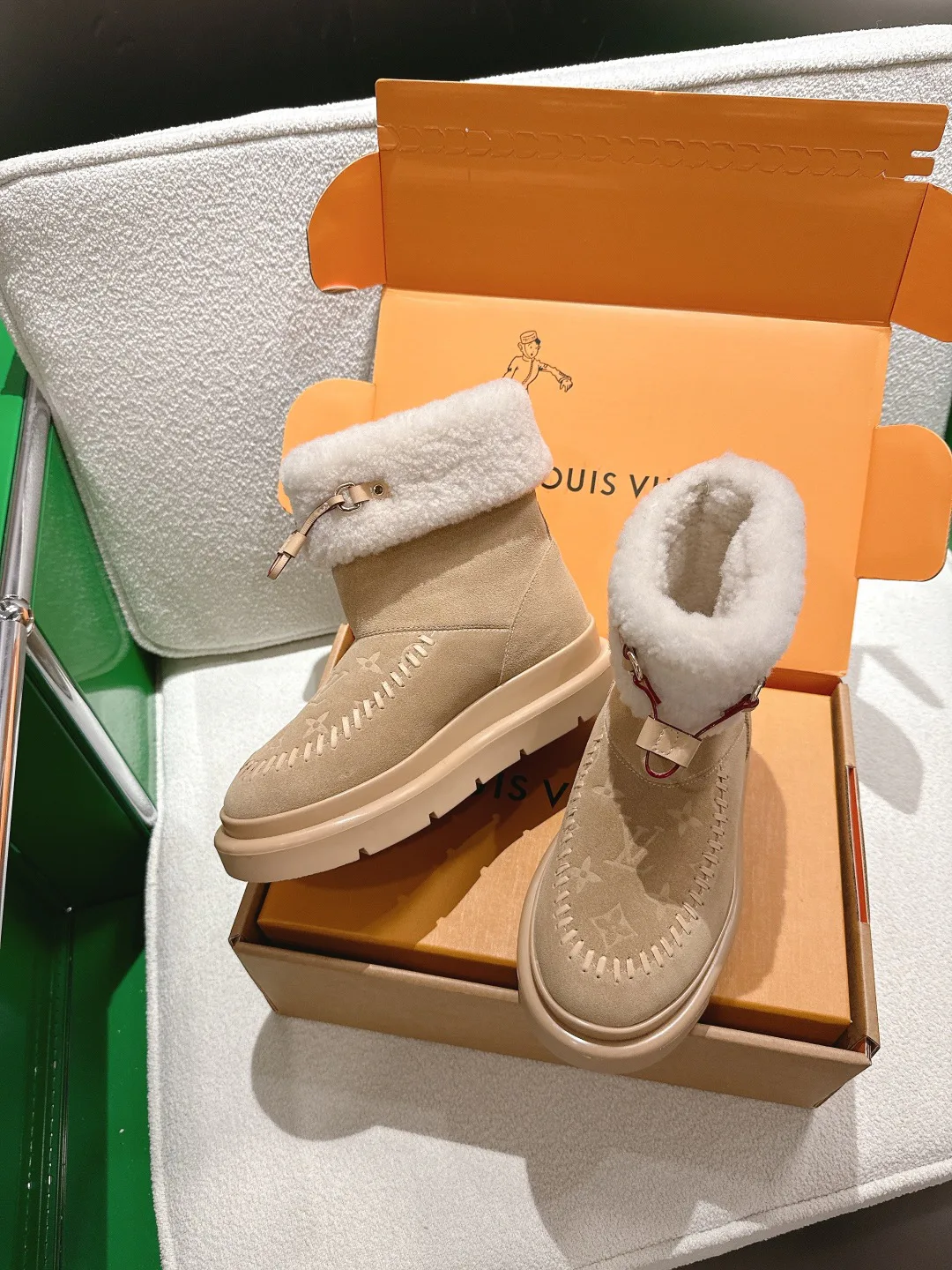 Угги Женские Louis Vuitton 18152822