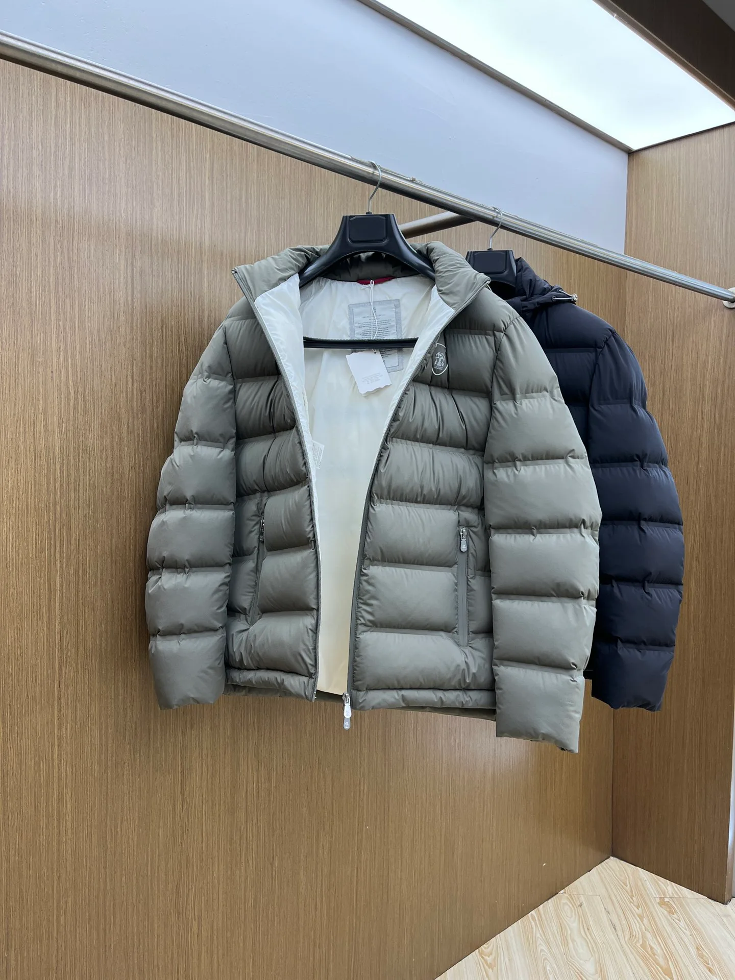 Куртки И Пуховики Мужские Brunello Cucinelli 18194602
