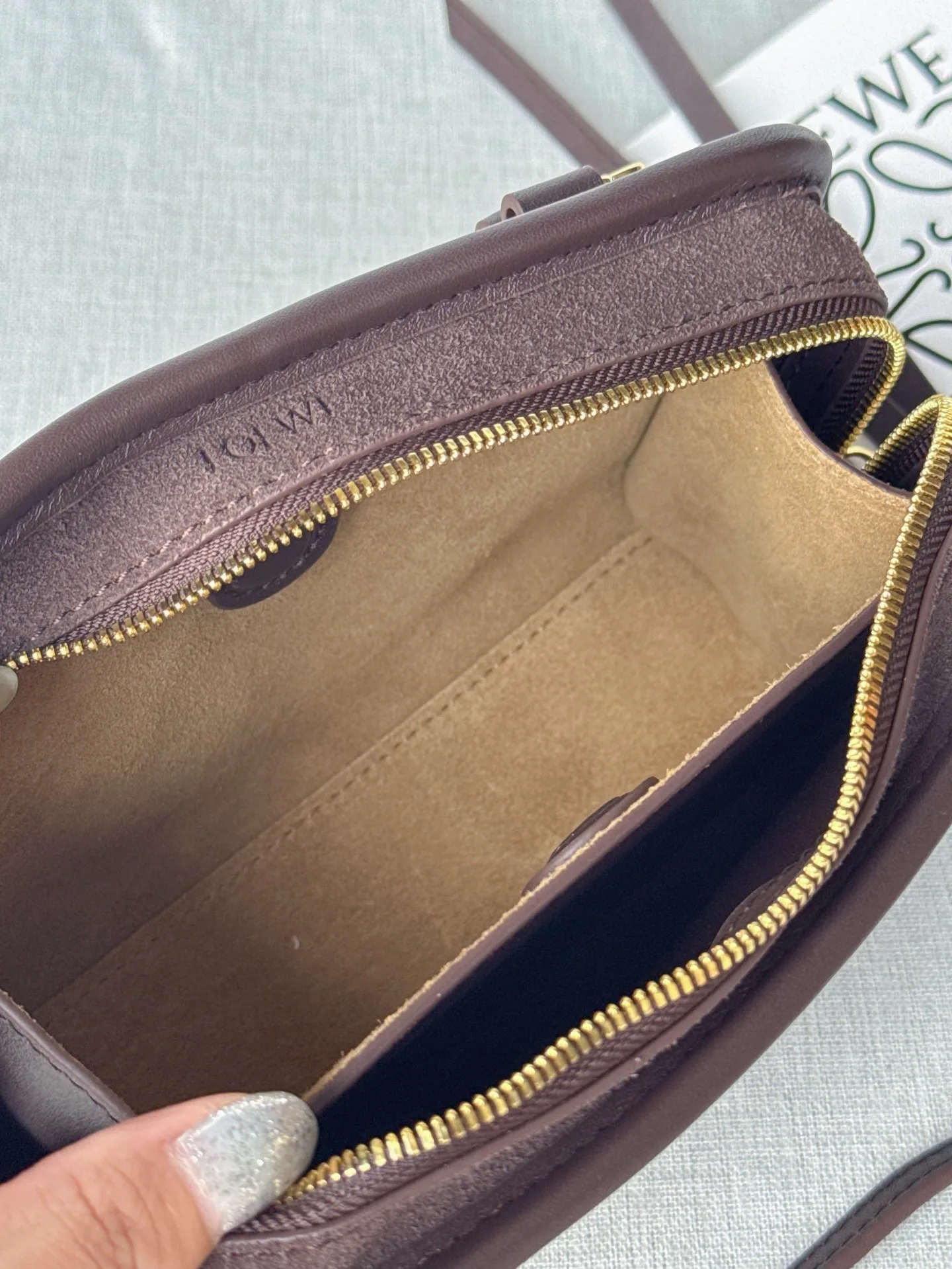 Классические Сумки Женские Loewe 12630166