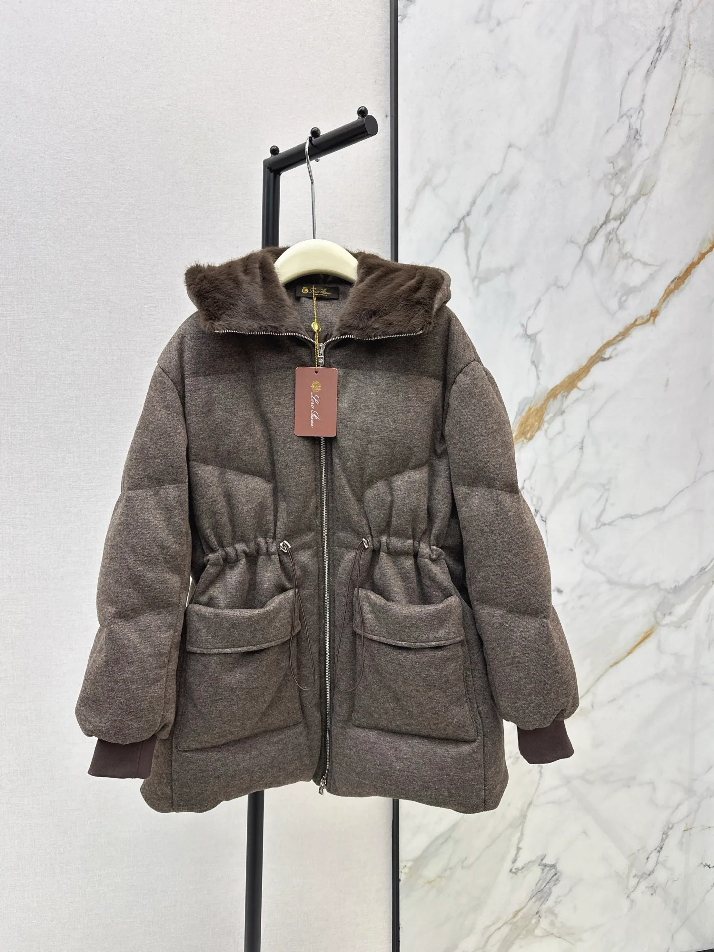 Куртки И Пуховики Женские Loro Piana 952203