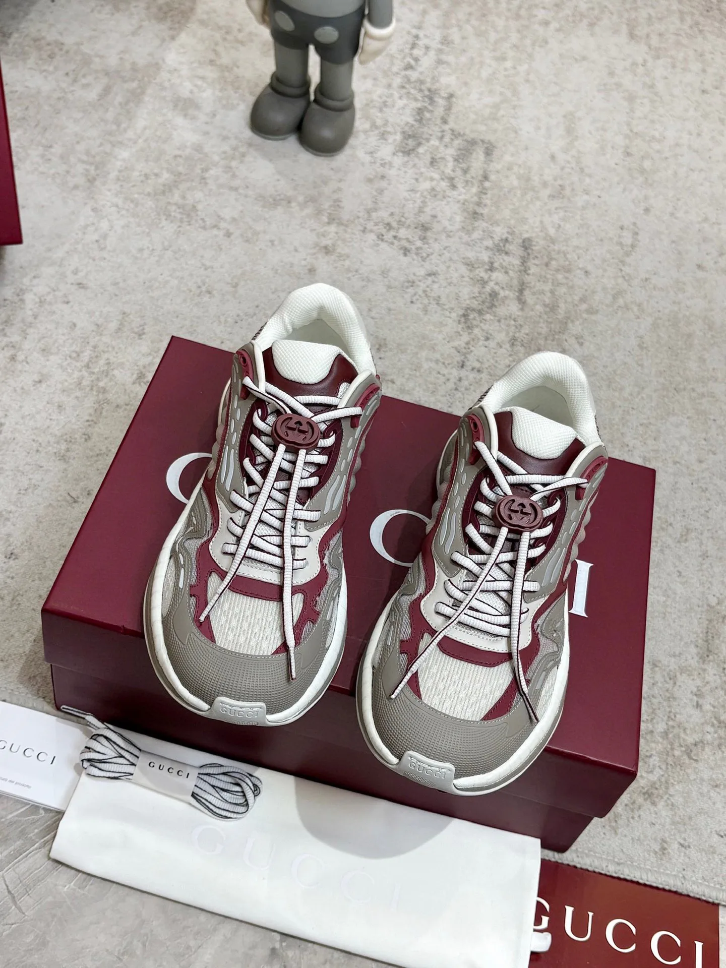 Кроссовки Женские Gucci 11918100