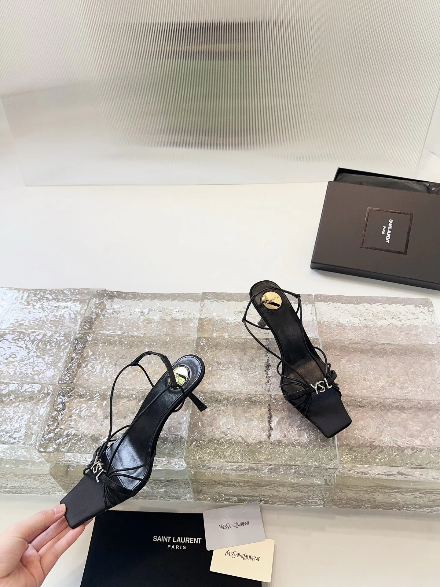 Босоножки Женские Saint Laurent 11278239