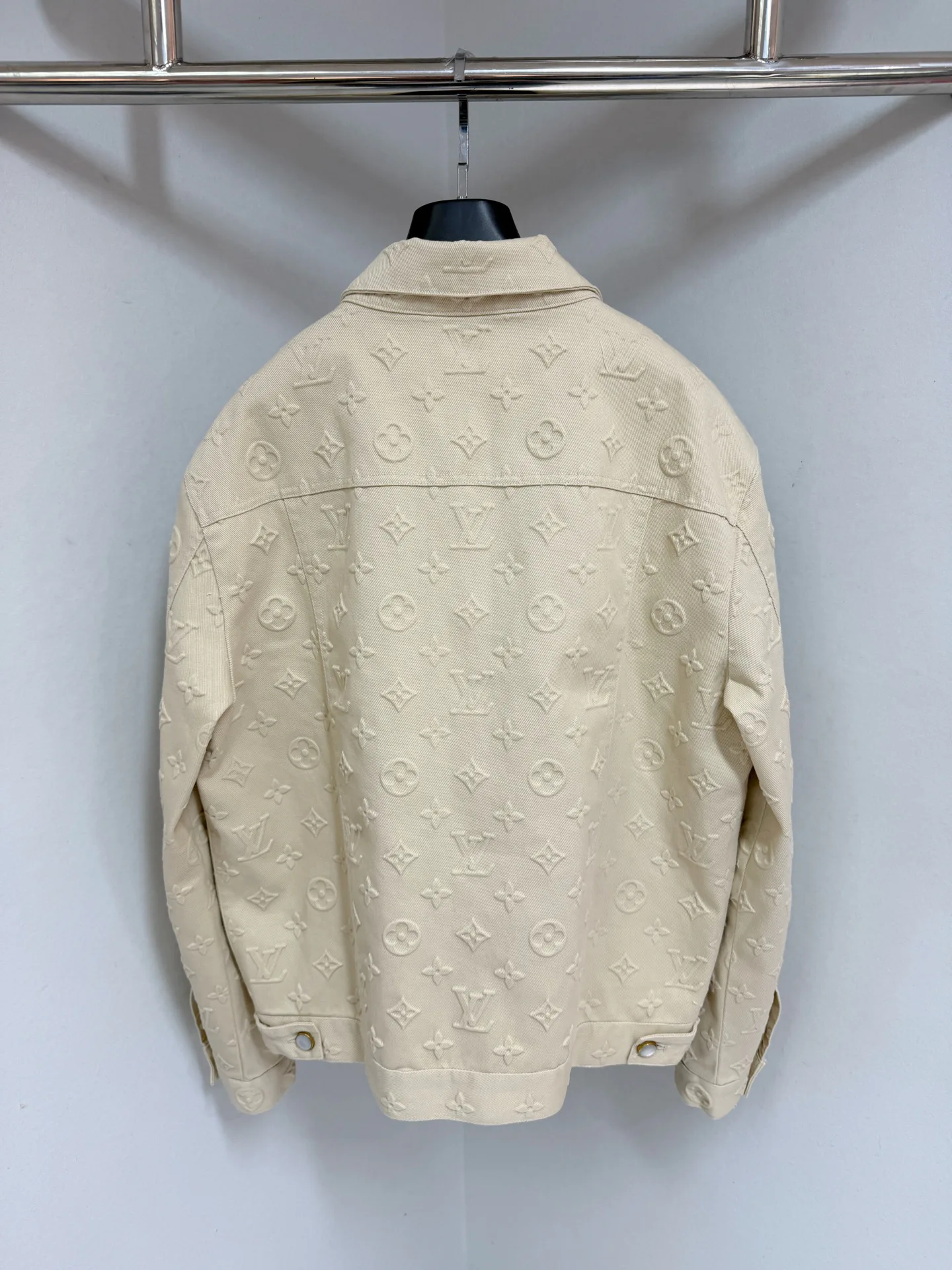 Куртки Женские Louis Vuitton Куртки Женские Louis Vuitton