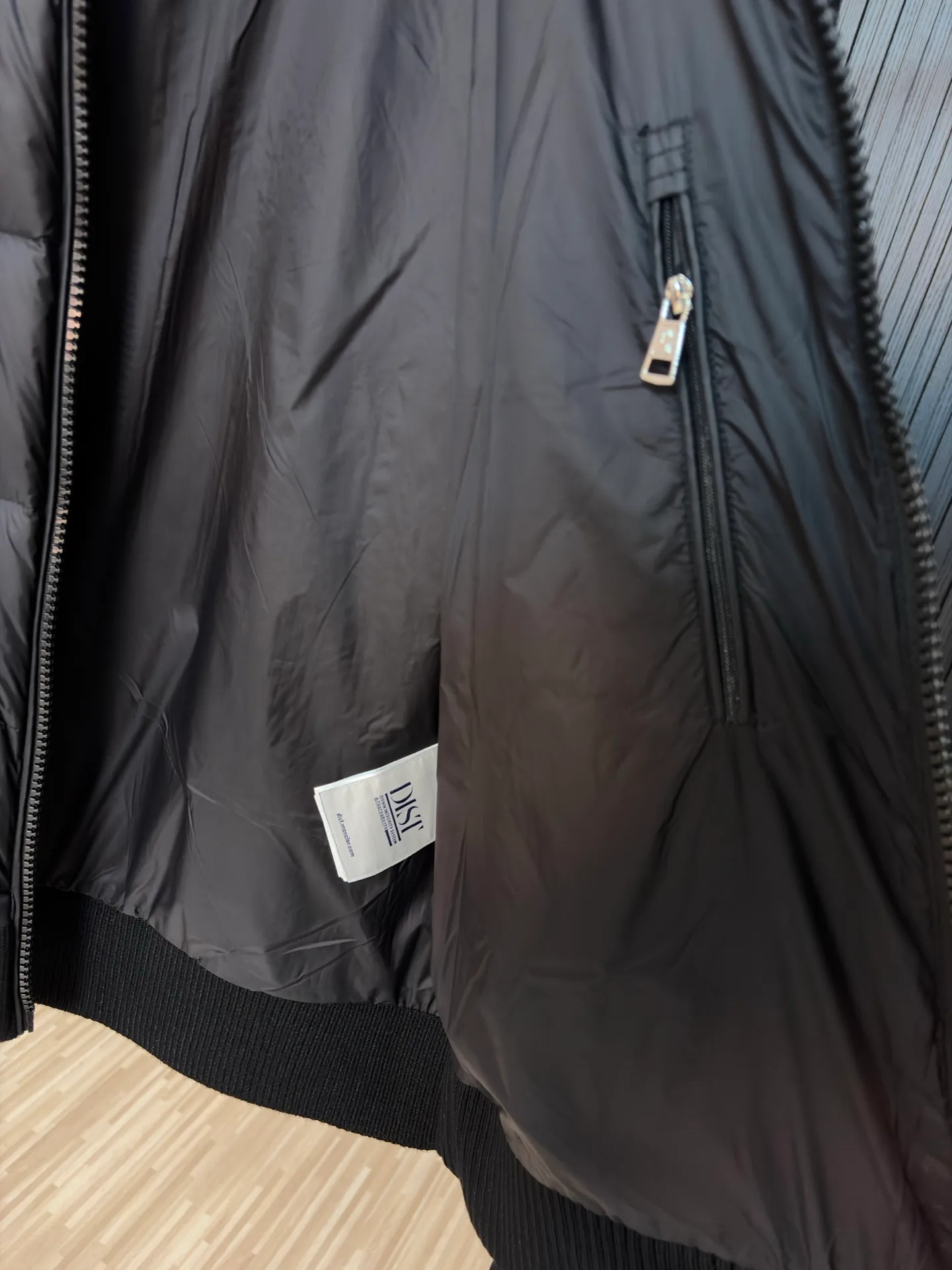 Куртки И Пуховики Женские Moncler 18391737
