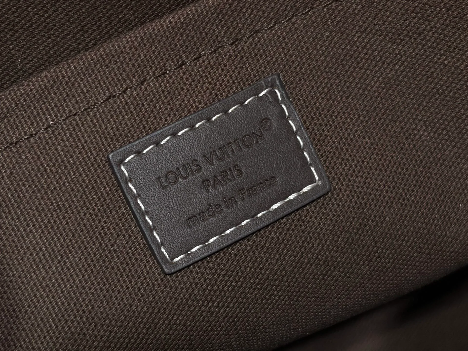 Клатчи Женские Louis Vuitton 18955835