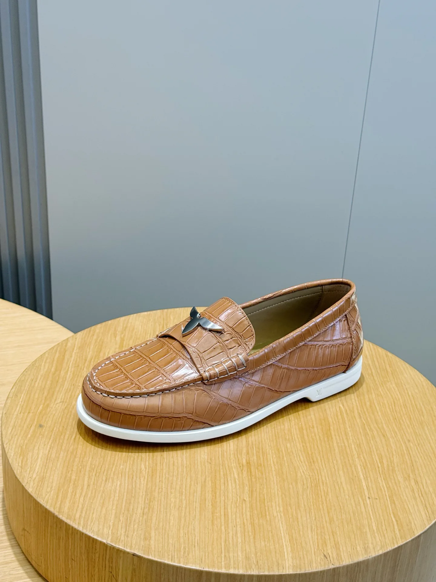 Лоферы И Туфли Мужские Louis Vuitton 18277848