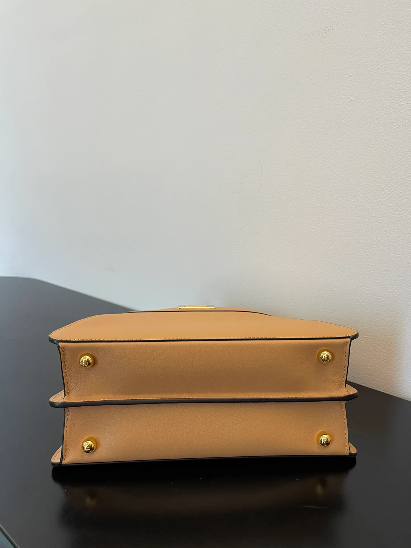 Классические Сумки Женские Fendi 13234503