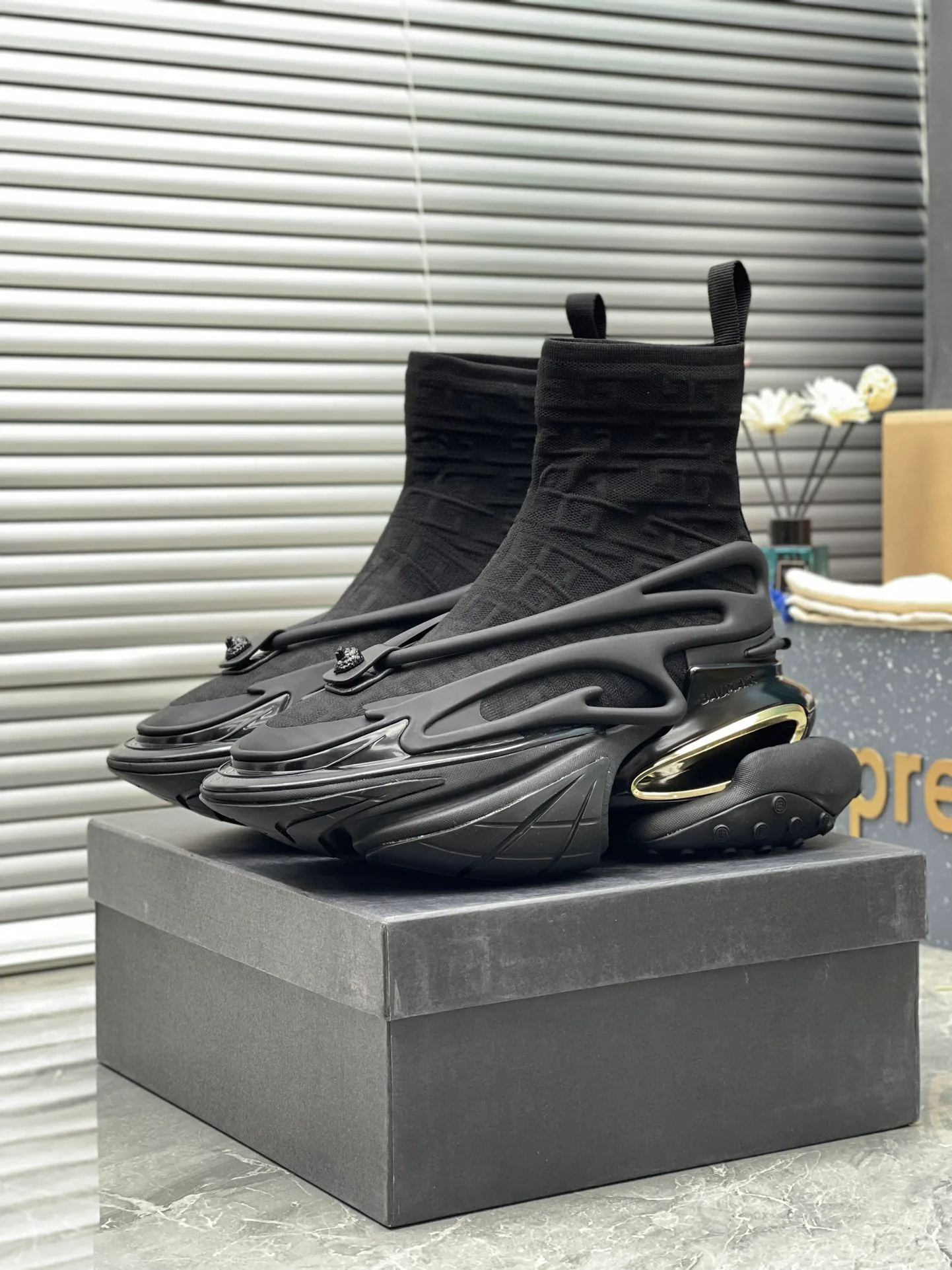 Кроссовки Женские Balmain 4041895