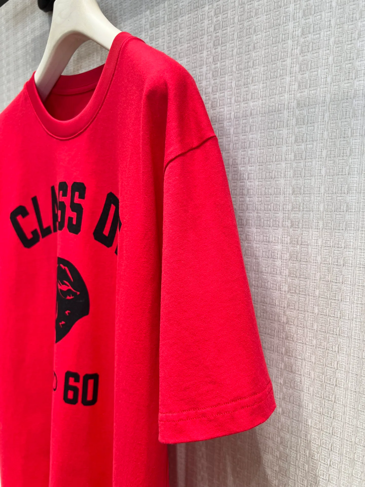 Футболки Женские Vetements 11527705