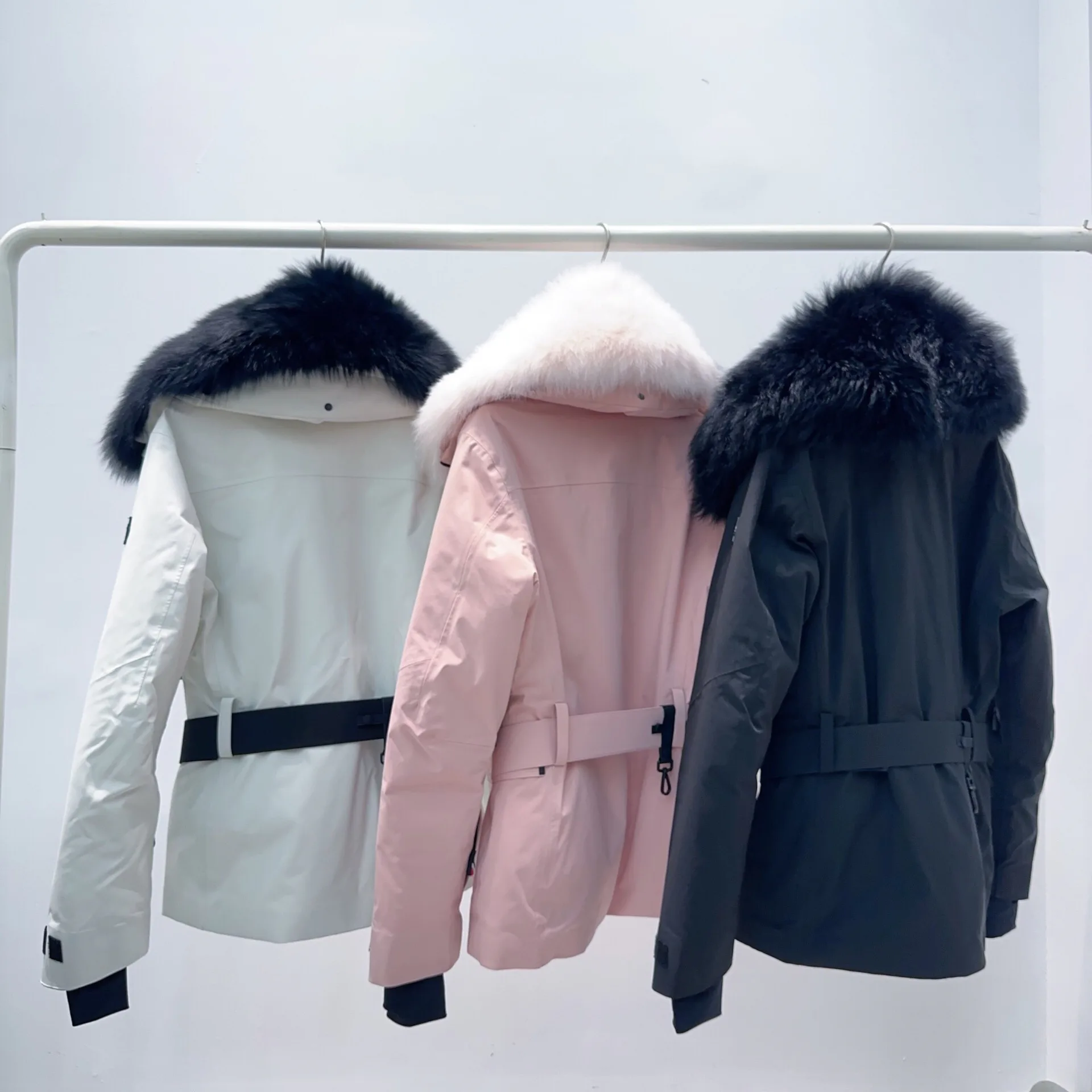 Куртки И Пуховики Женские Moncler 18710228