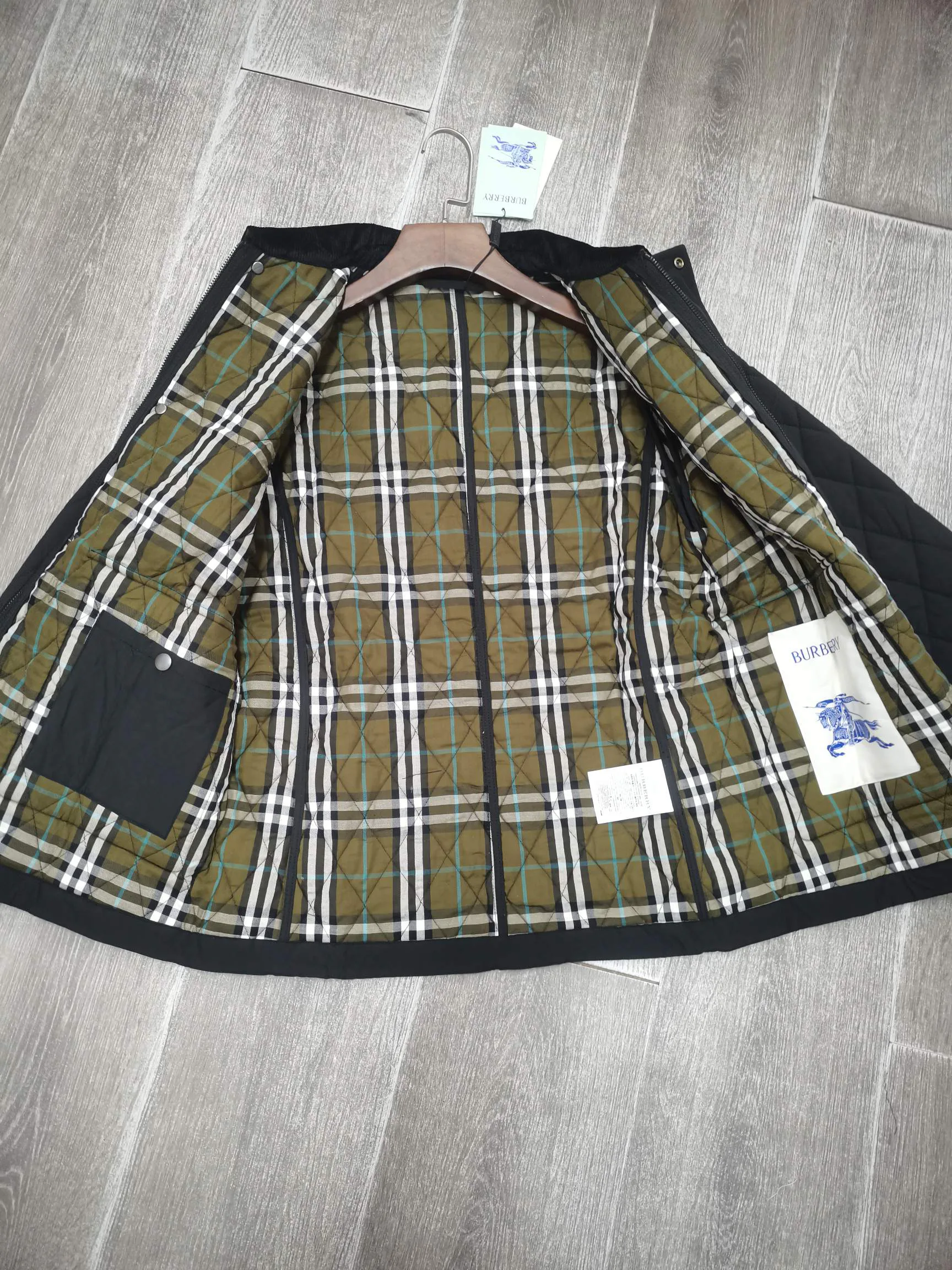 Куртки И Пуховики Женские Burberry 17998528