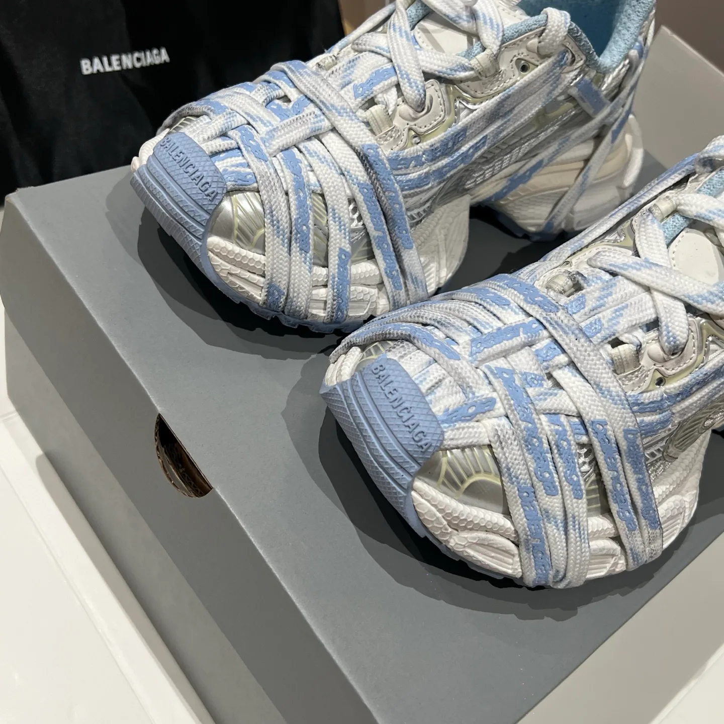 Кроссовки Женские Balenciaga 20141702