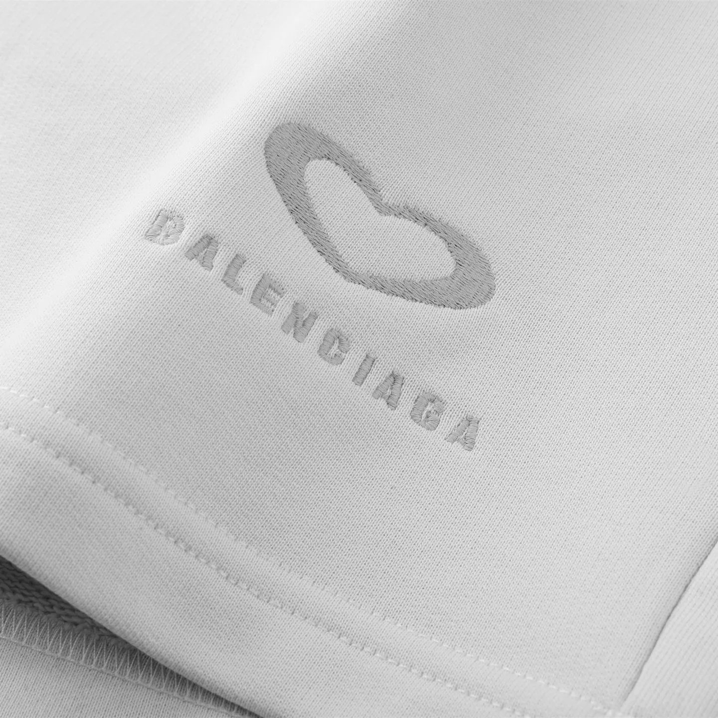 Шорты Женские Balenciaga 18190604