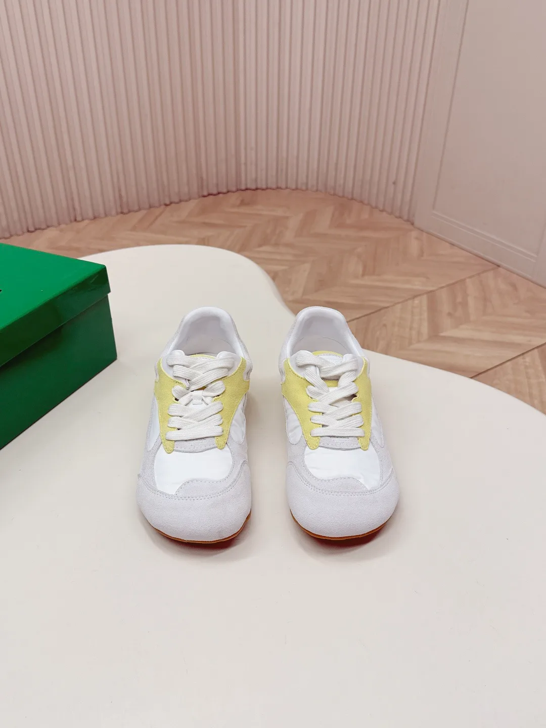 Кроссовки Женские Bottega Veneta 13132842